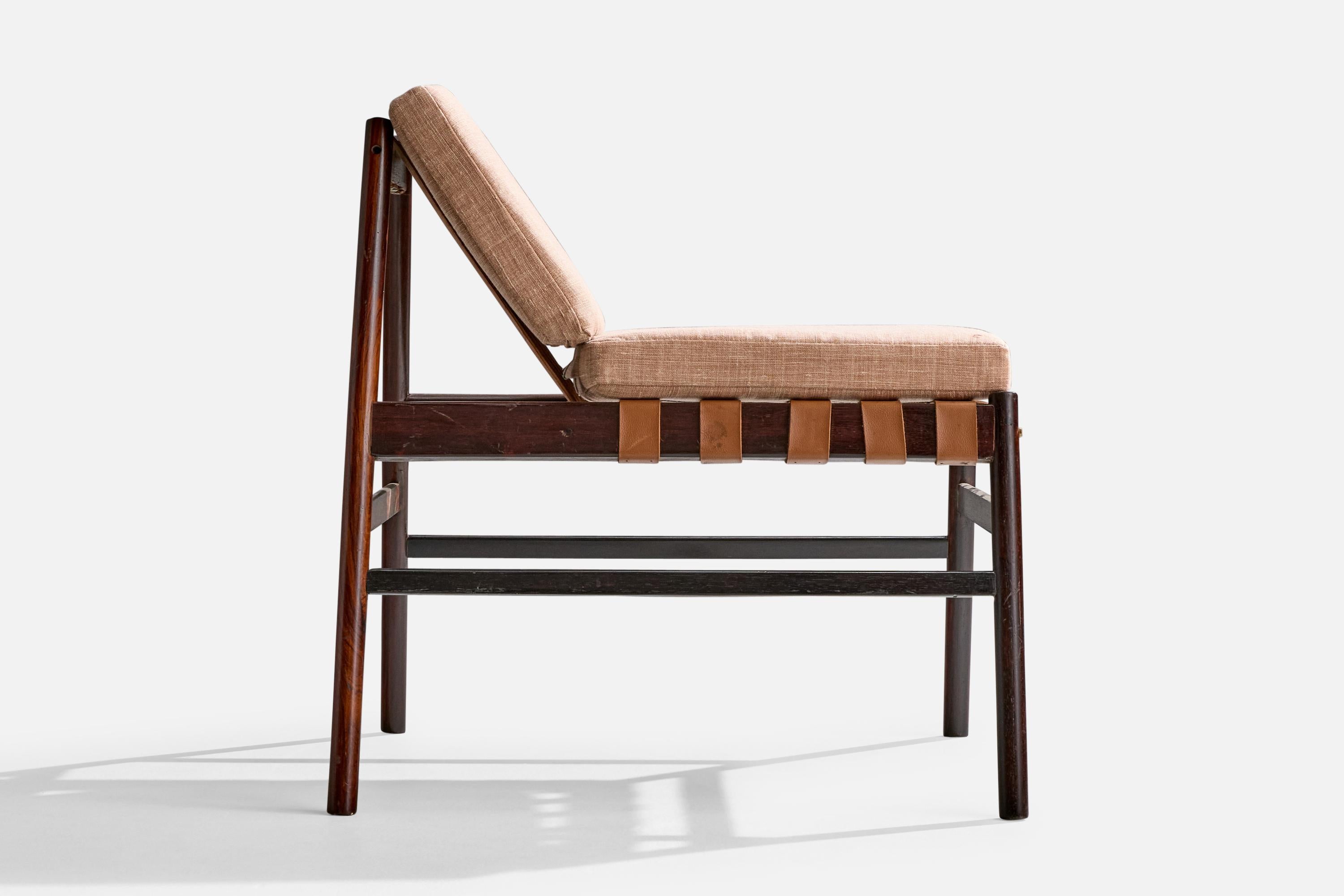 Designer brasiliano, Sedie a pantofola, Wood, Pelle, Tessuto, Brasile, anni '60 in vendita 1