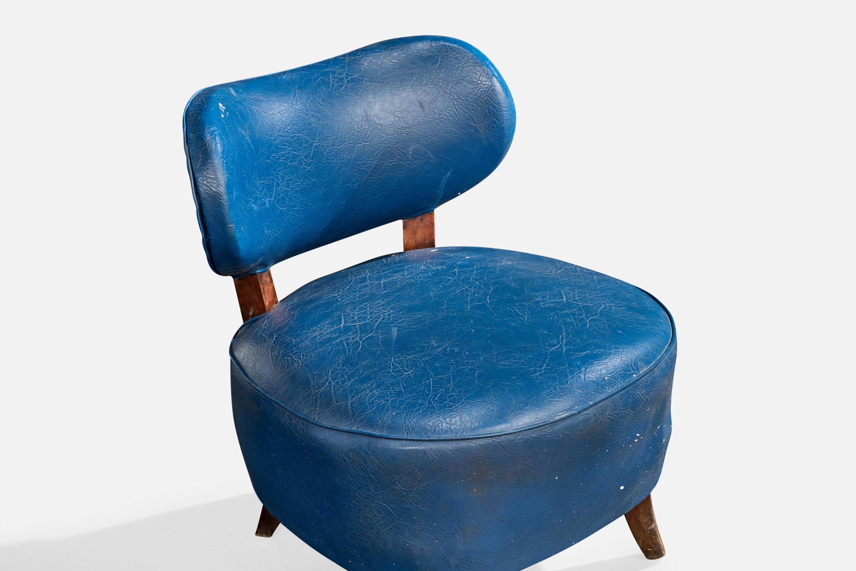 Designer brésilien, chaises à pantoufles, Wood, Vinyl, Brésil, années 1950 en vente 1