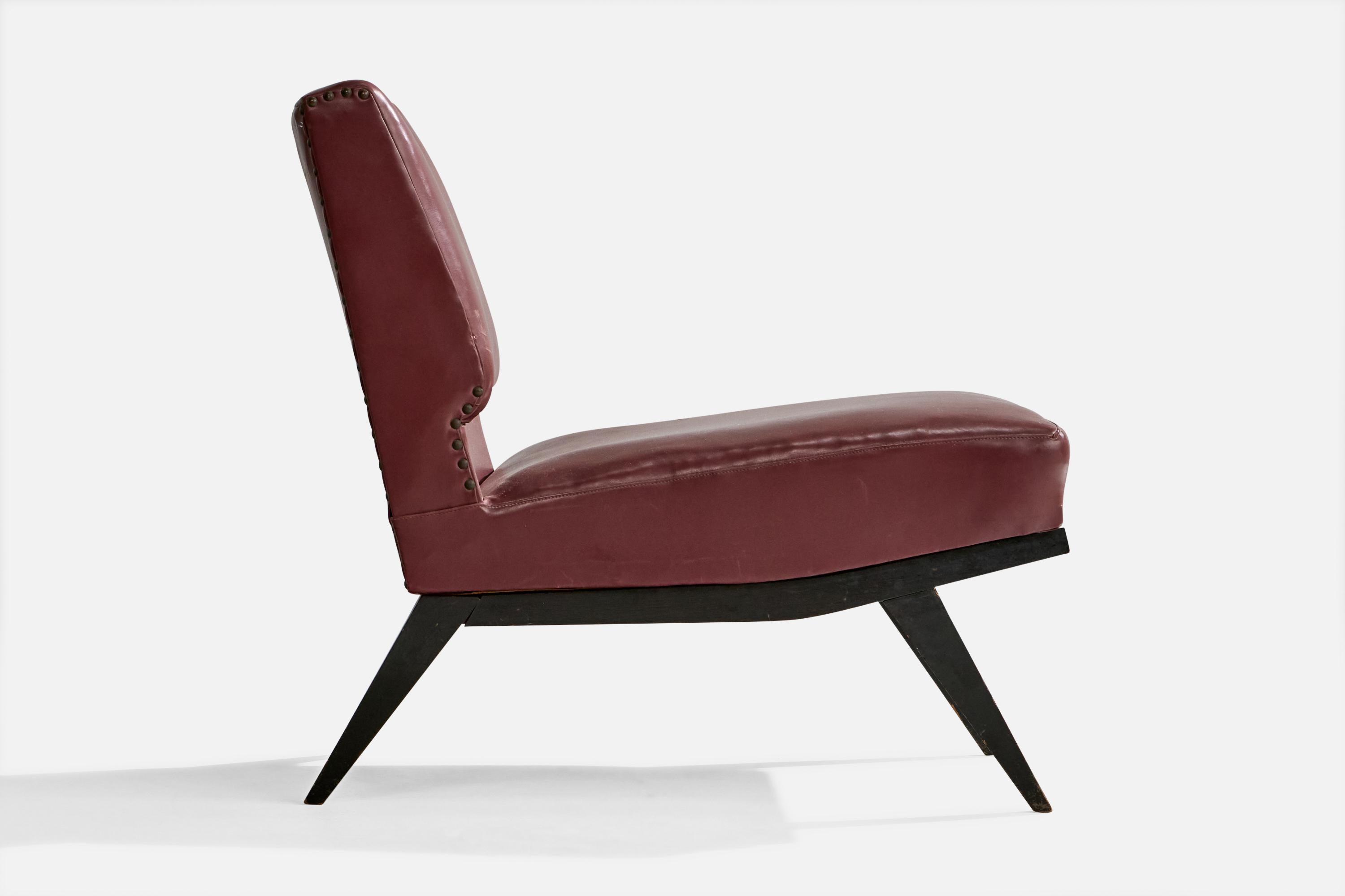 Brazilian Designer, Slipper Chairs, Wood, Vinyl, Brazil, 1960s For Sale 1