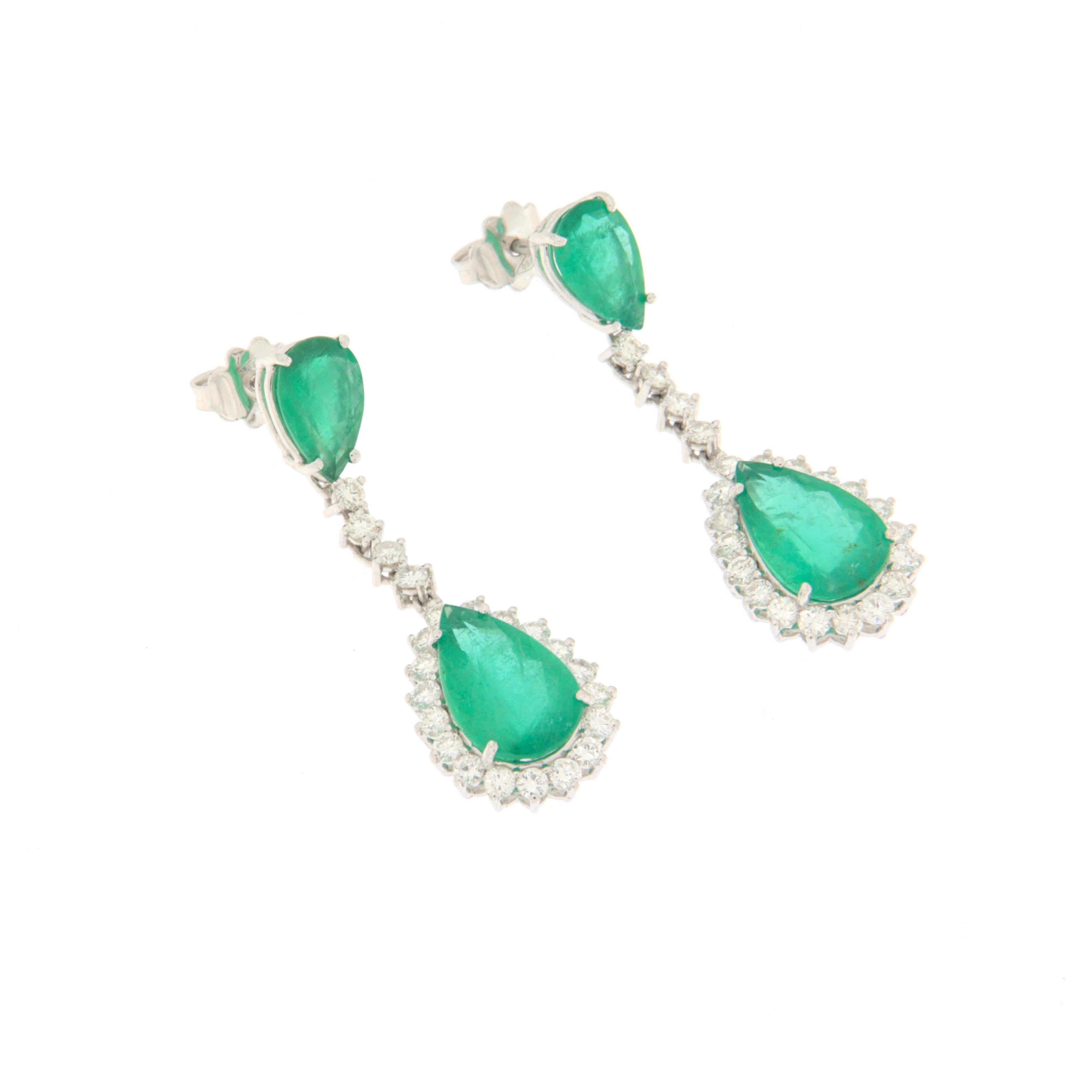 Emerald Cut Brazilian Emerald Diamonds White Gold 18 Karat Drop Earrings For Sale