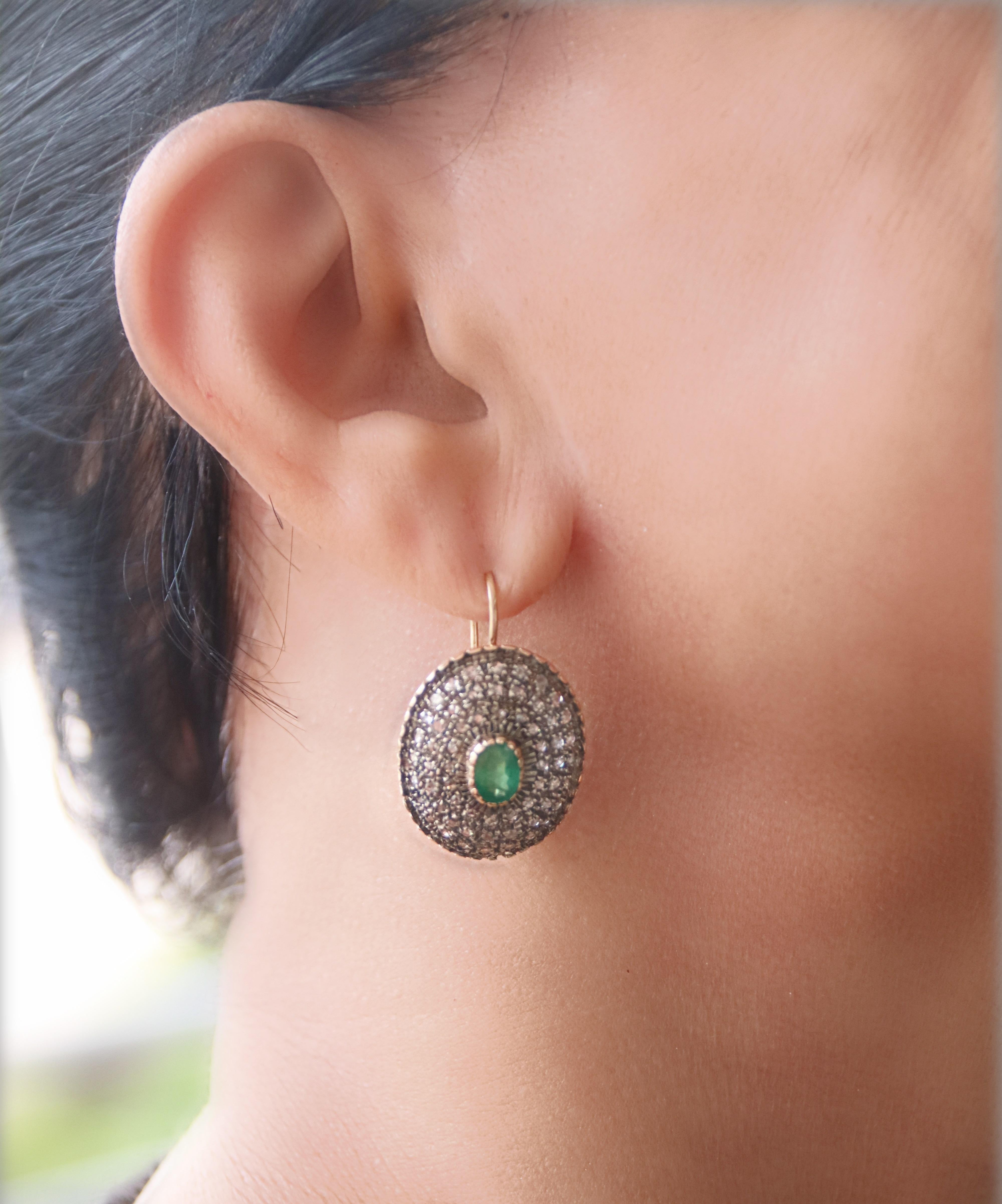Brazilian Emeralds Diamonds 14 Karat Yellow Gold Drop Earrings For Sale 2