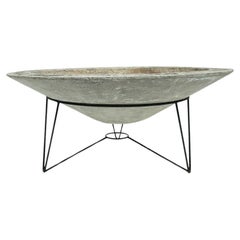 Brazilian Flower Planter in Fiberglass & Cement, Willy Guhl for Eternit, 1960's