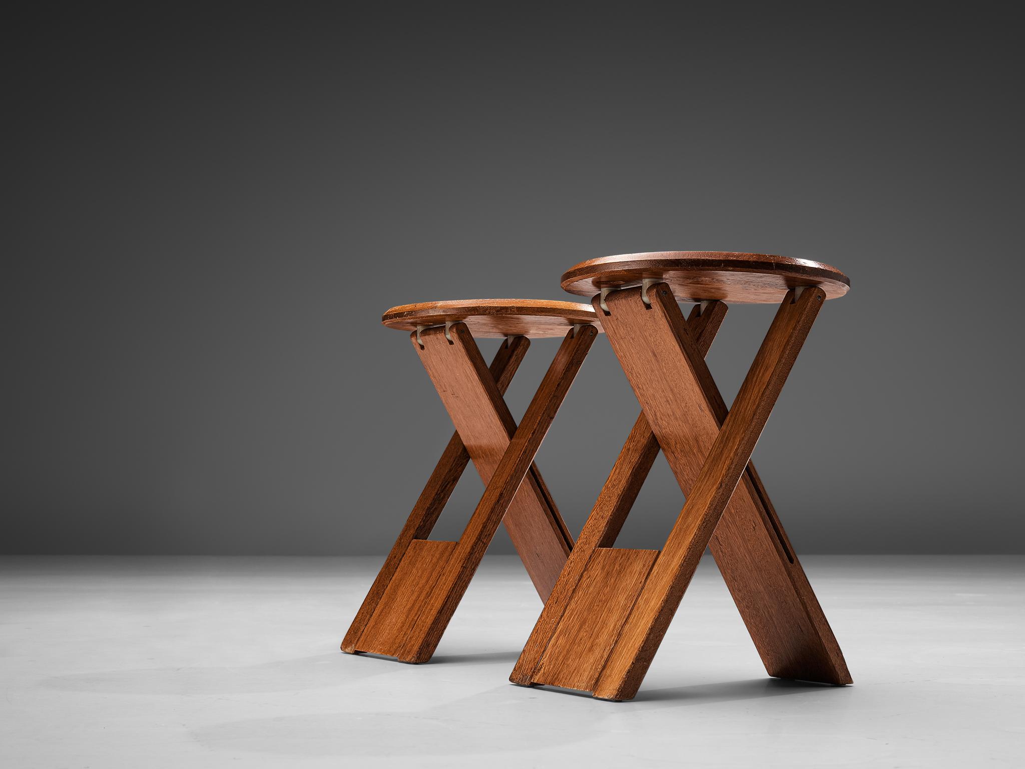 Brazilian Foldable Stools or Side Tables in Cedar In Good Condition In Waalwijk, NL