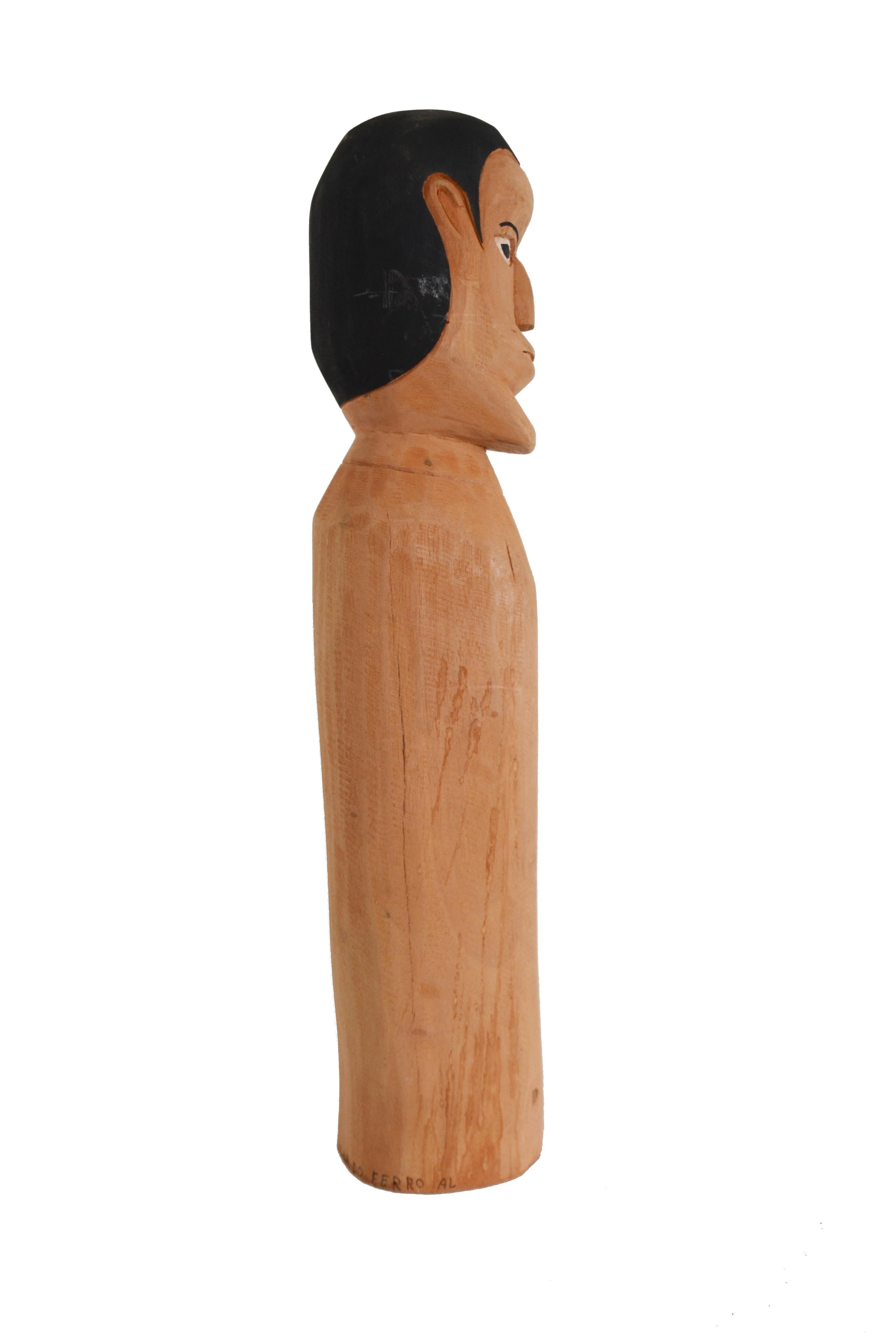 Brazilian Hand-Carved Wood Sculpture Head In Excellent Condition For Sale In Rio de Janeiro, RJ