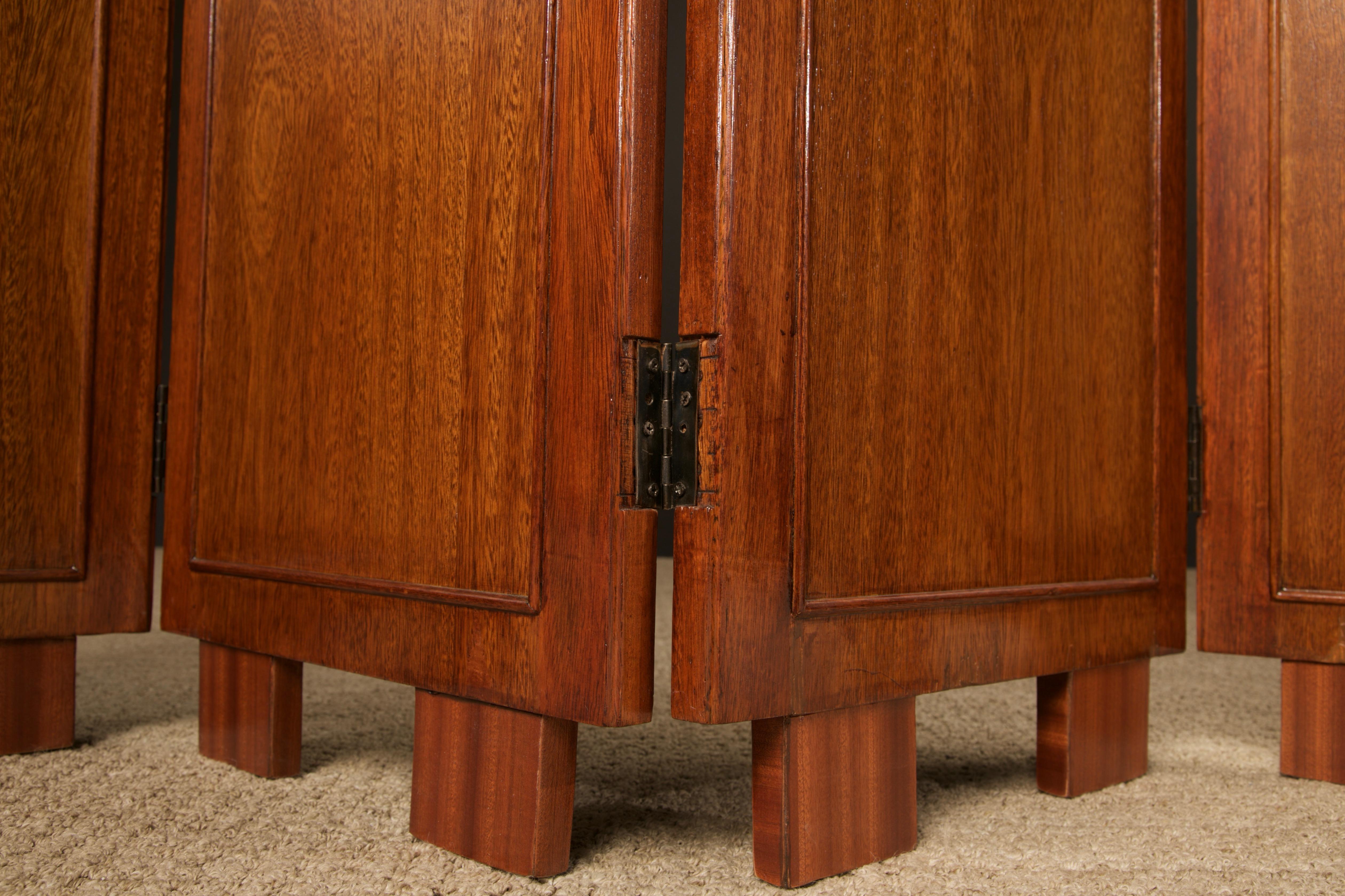 Paravento brasiliano in legno duro, pelle e pannelli specchiati, Brasile, 1960 ca. in vendita 11