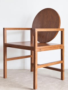 Chaise Sucupira brésilienne en bois de feuillus, médaillon