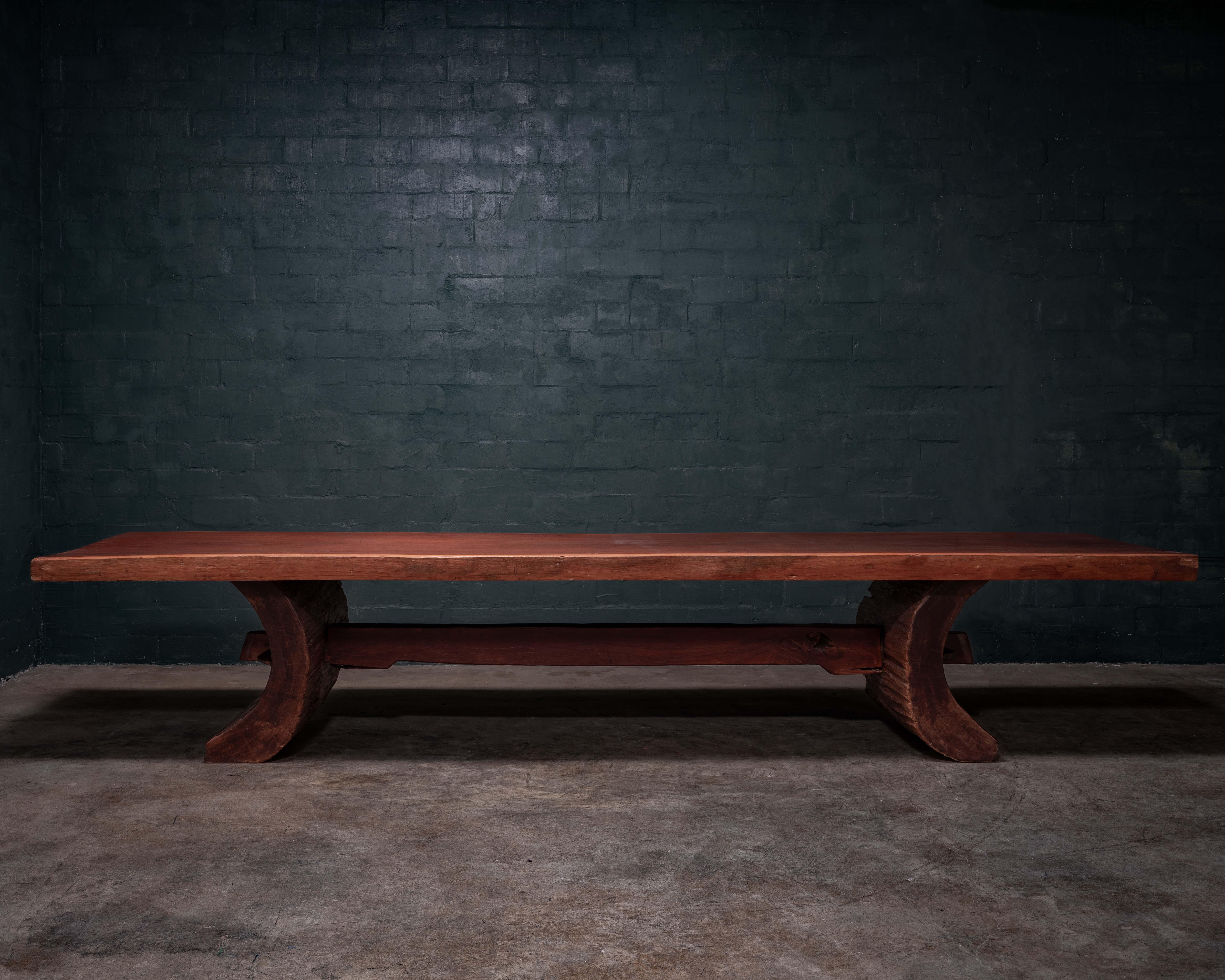 Fait main Table de salle à manger d'extérieur en IPE brésilien - Fabriquée à Pará, Brésil en vente