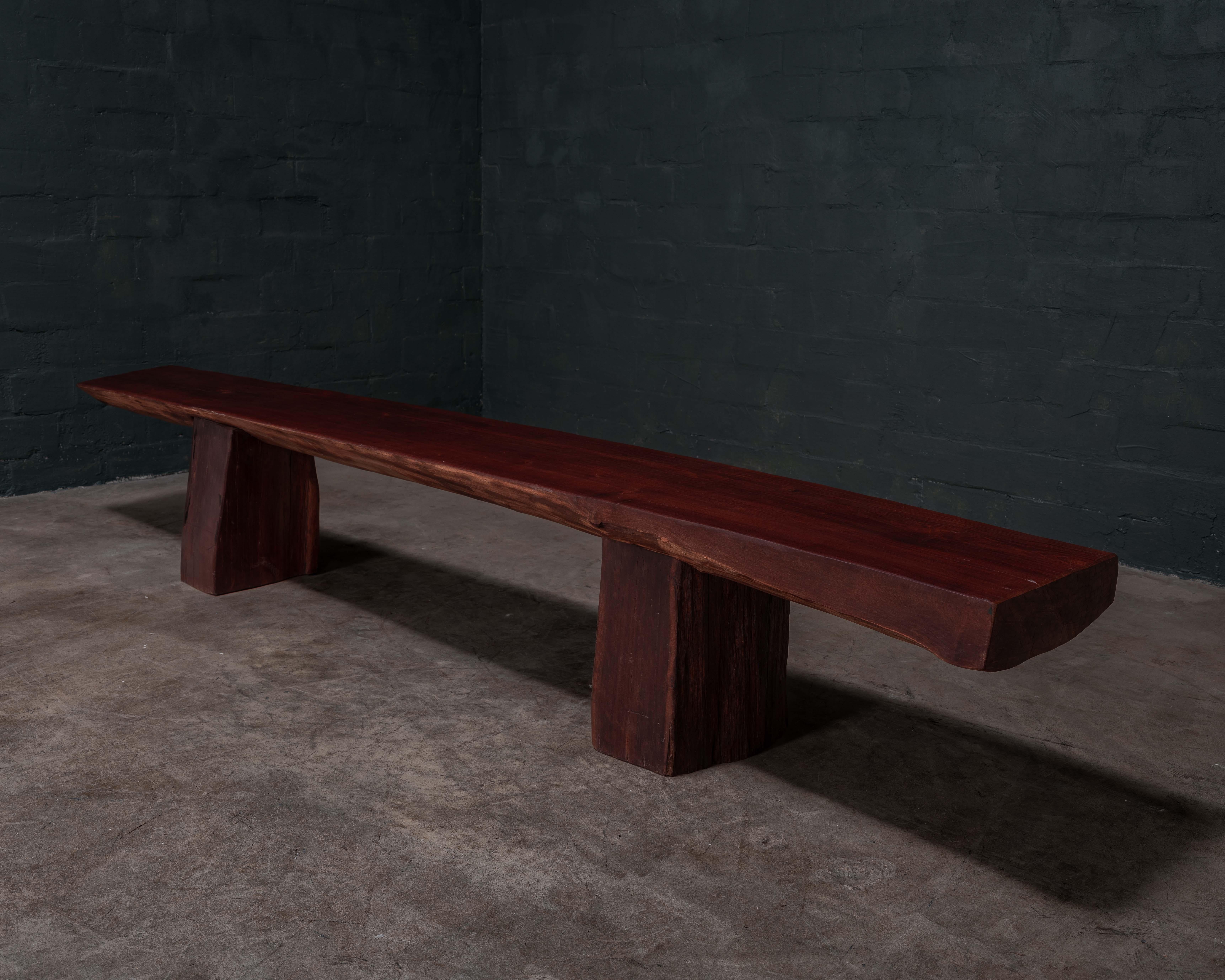 Organique Banc d'extérieur en IPE brésilien - Fabriqué à Pará, Brésil en vente