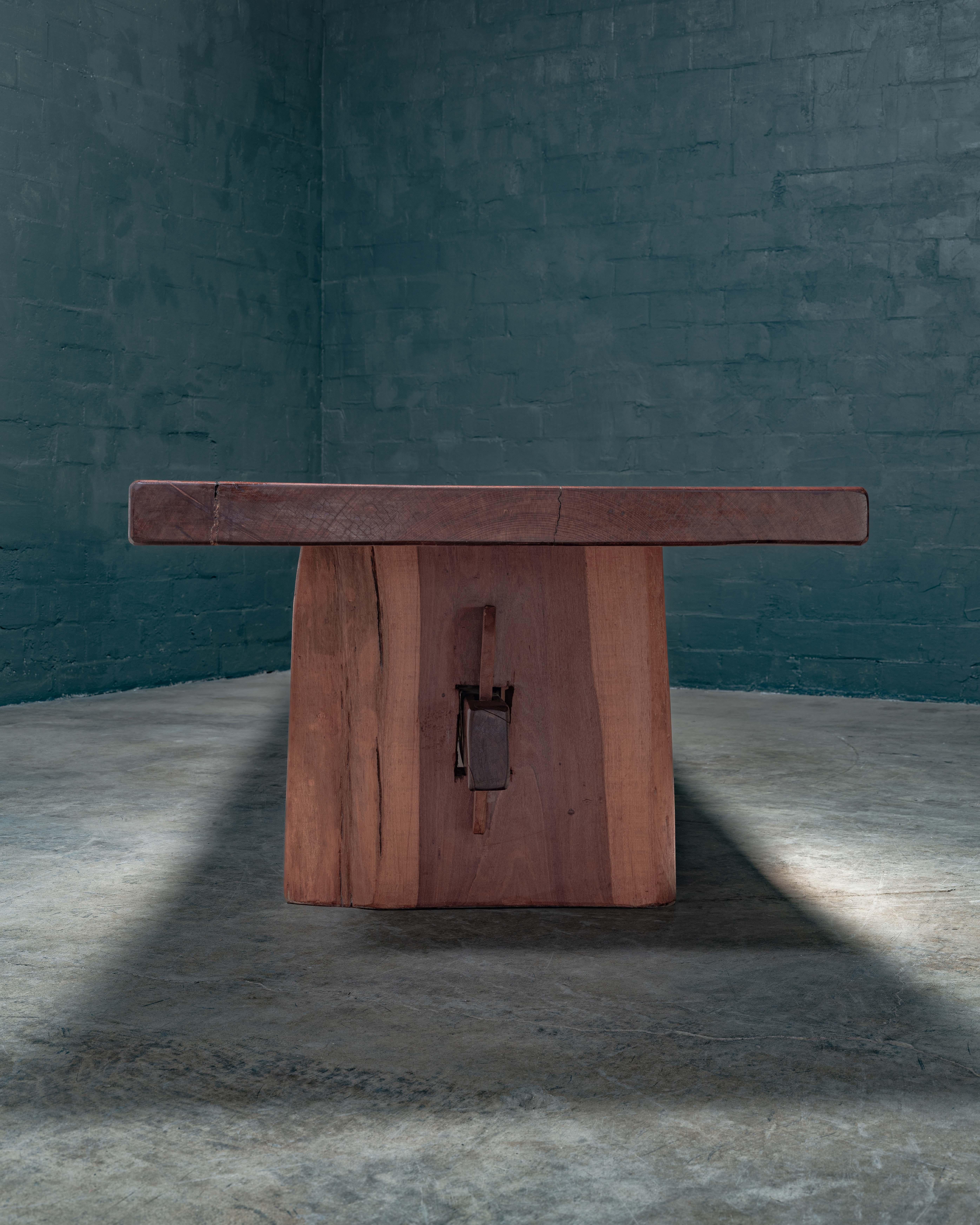 Brésilien Table de salle à manger d'extérieur en IPE brésilien - Fabriquée à Pará, Brésil en vente