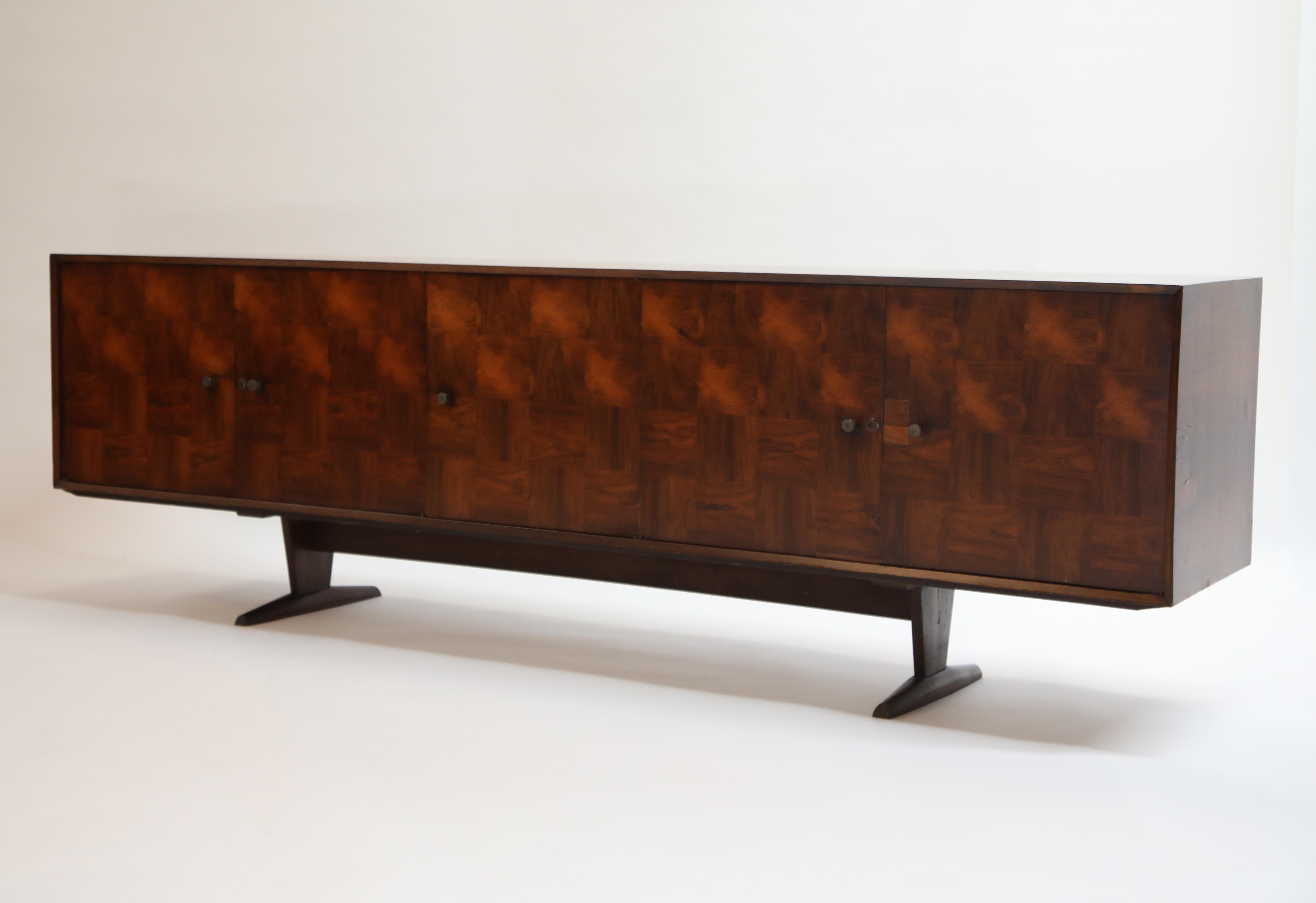 Brazilian Jacaranda Rosewood Parquetry Sideboard by Giuseppe Scapinelli, 1960s 1