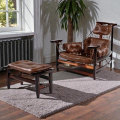 Silla de cuero y palisandro de Jangada brasileña con otomana de Jean Gillon