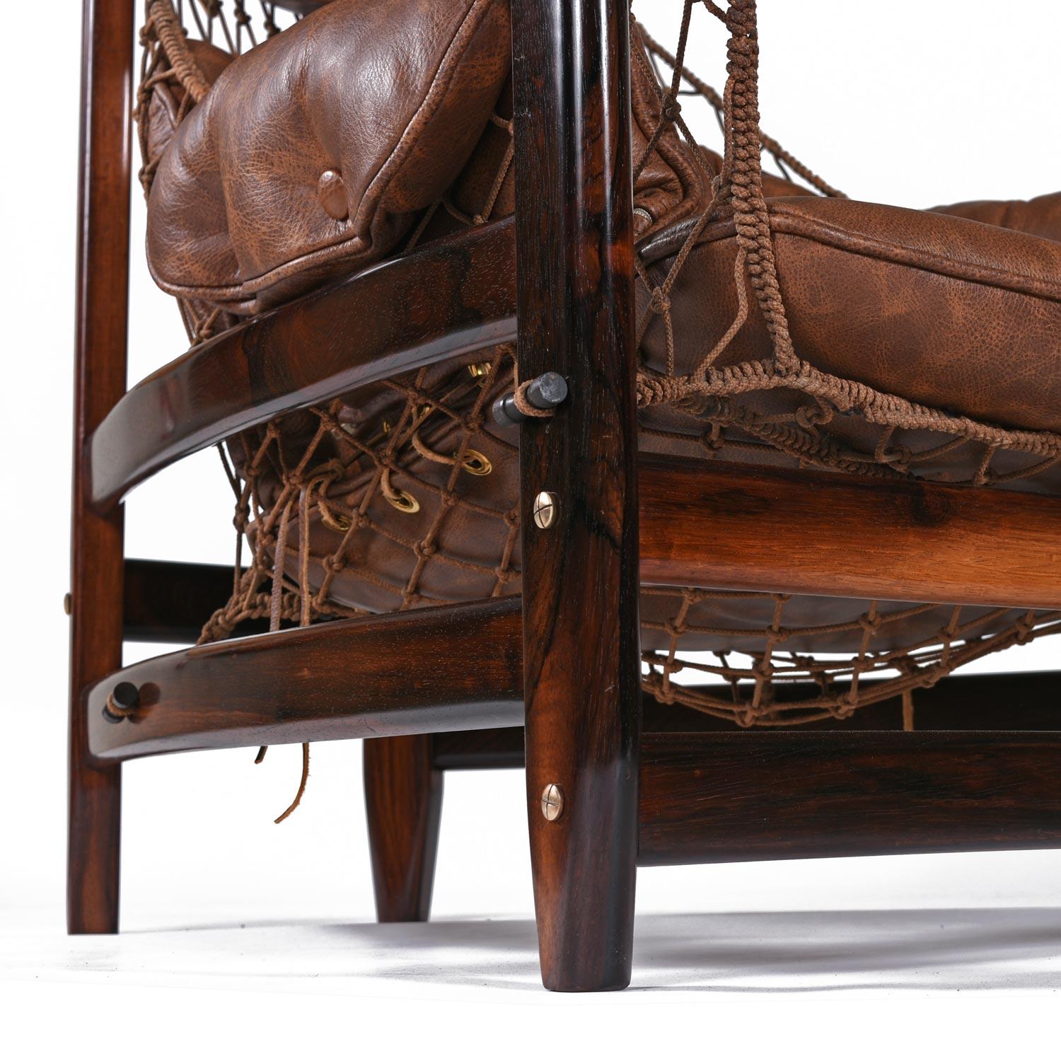 Brasilianischer Jangada Sling Chair aus Palisanderholz und Leder mit Ottomane von Jean Gillon  im Angebot 1