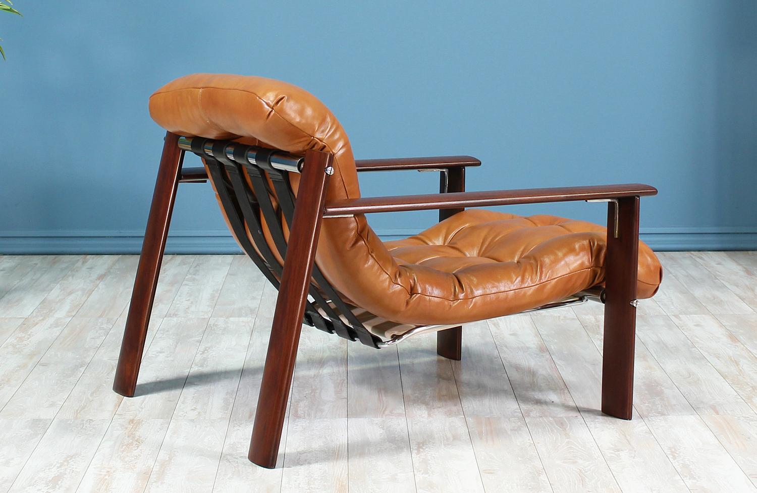 Mid-Century Modern Brazilian Leather and Mahogany Mp-129 Lounge Chair by Percival Lafer