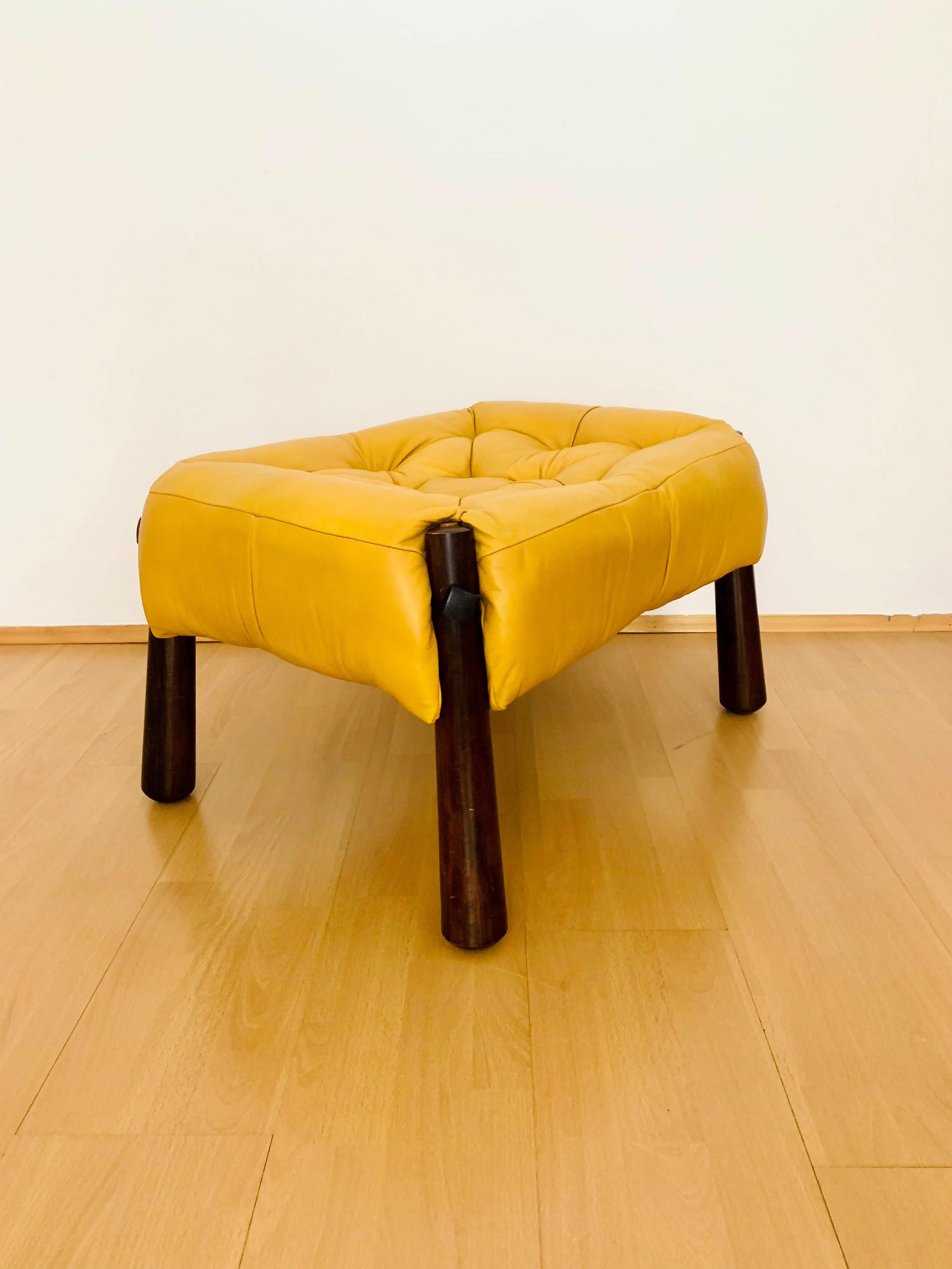 Brazilian Leather Stool by Percival Lafer For Sale 4