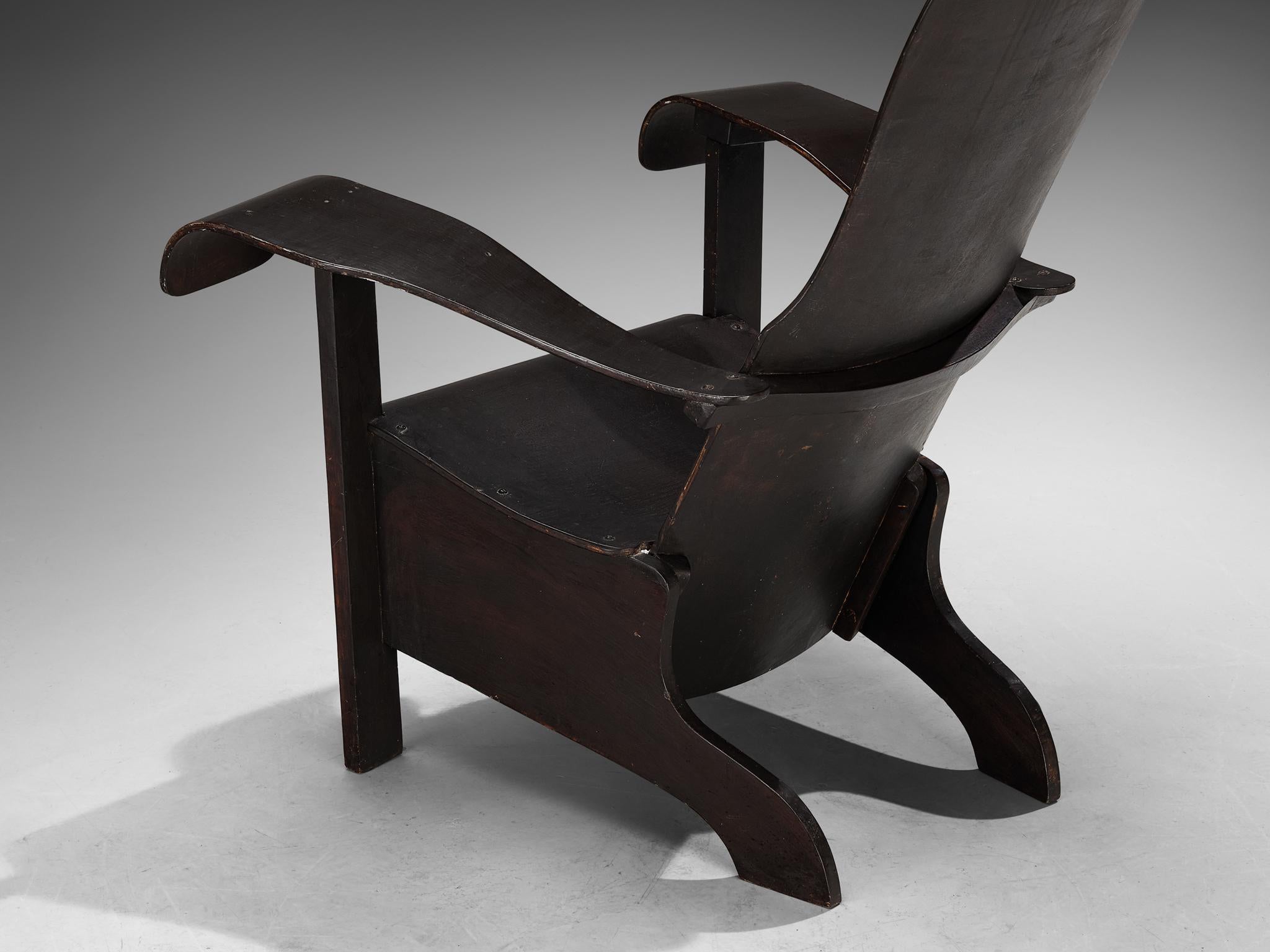 Sedia da salotto brasiliana in legno laminato scuro di Móveis Cimo in vendita 2