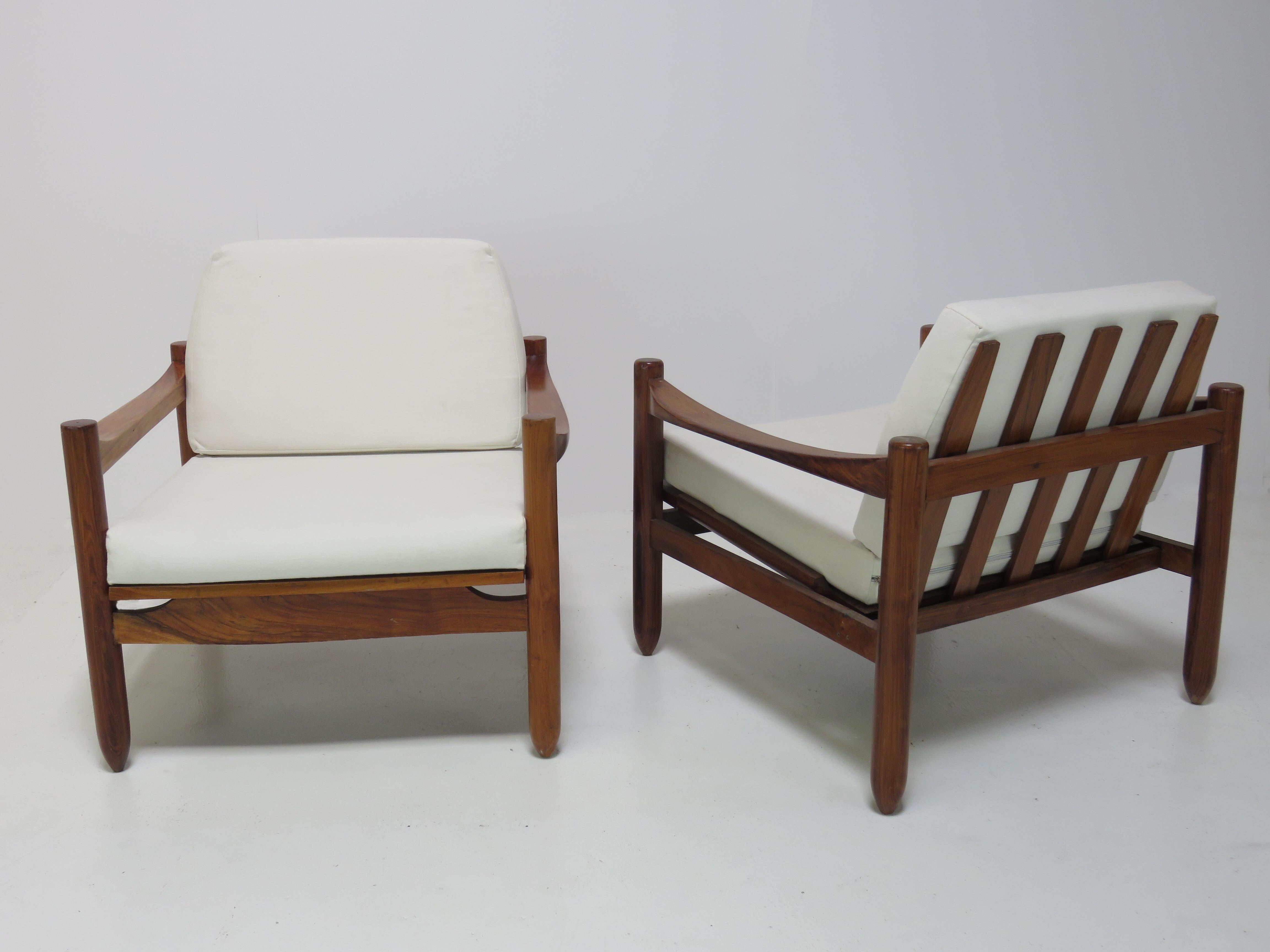 Brazilian Rosewood Chairs by Liceu de Arte e Officios In Good Condition In San Francisco, CA