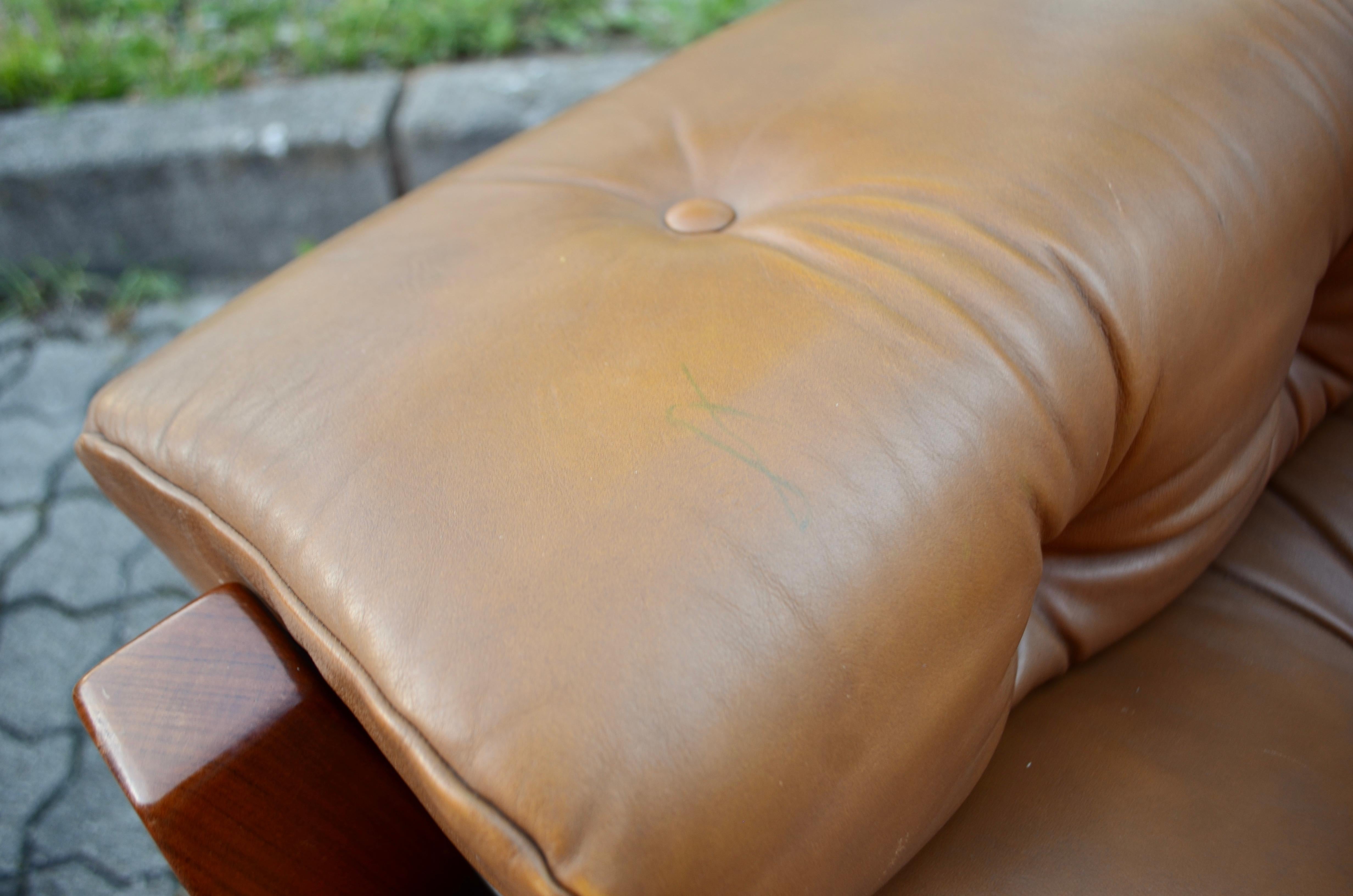 Brazilian Lounge Cognac Leather Armchair 1960s in the Manner of Jean Gillon For Sale 9