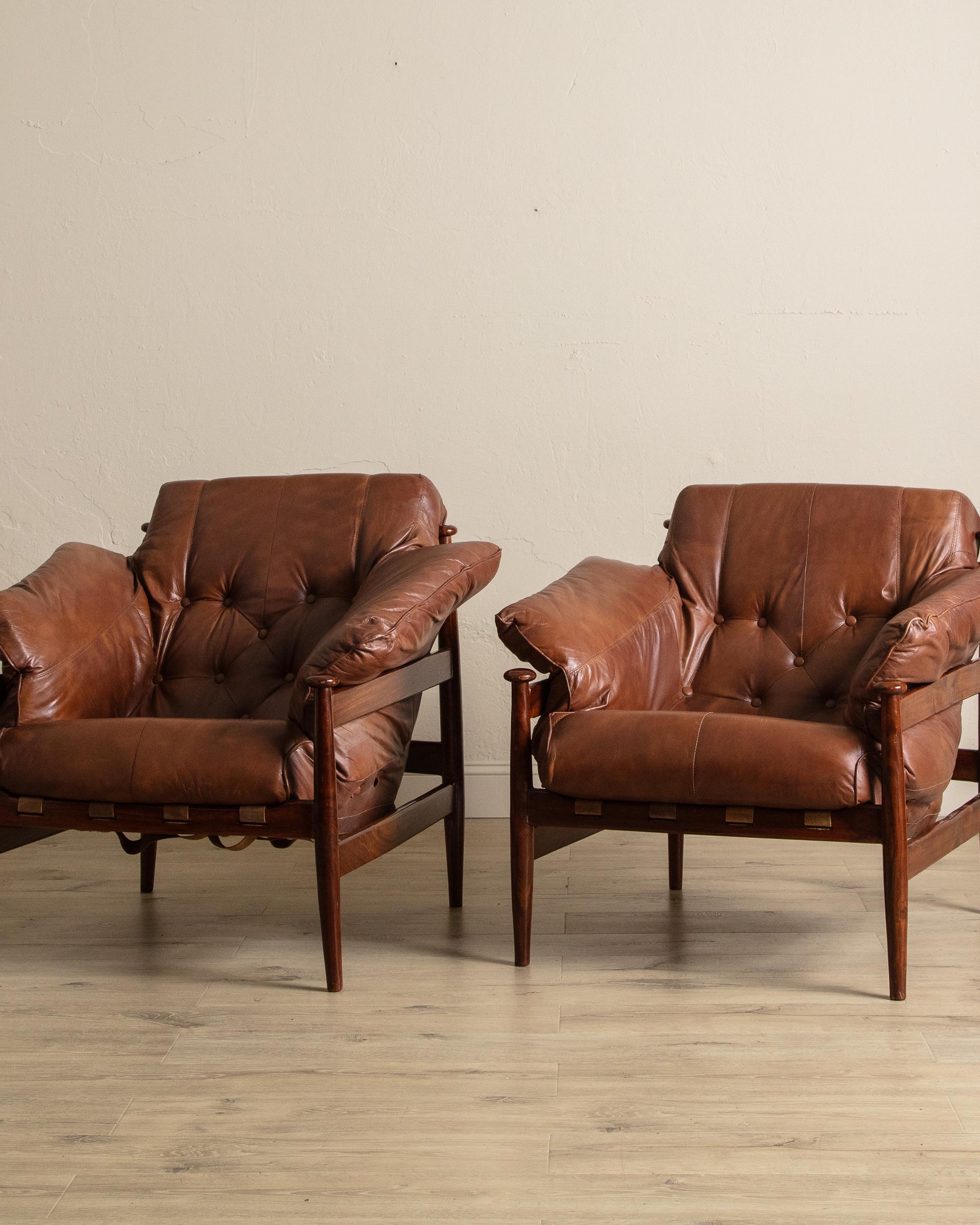 Mid-Century Modern Chaises longues en acajou et cuir, Brésil, années 1960 en vente