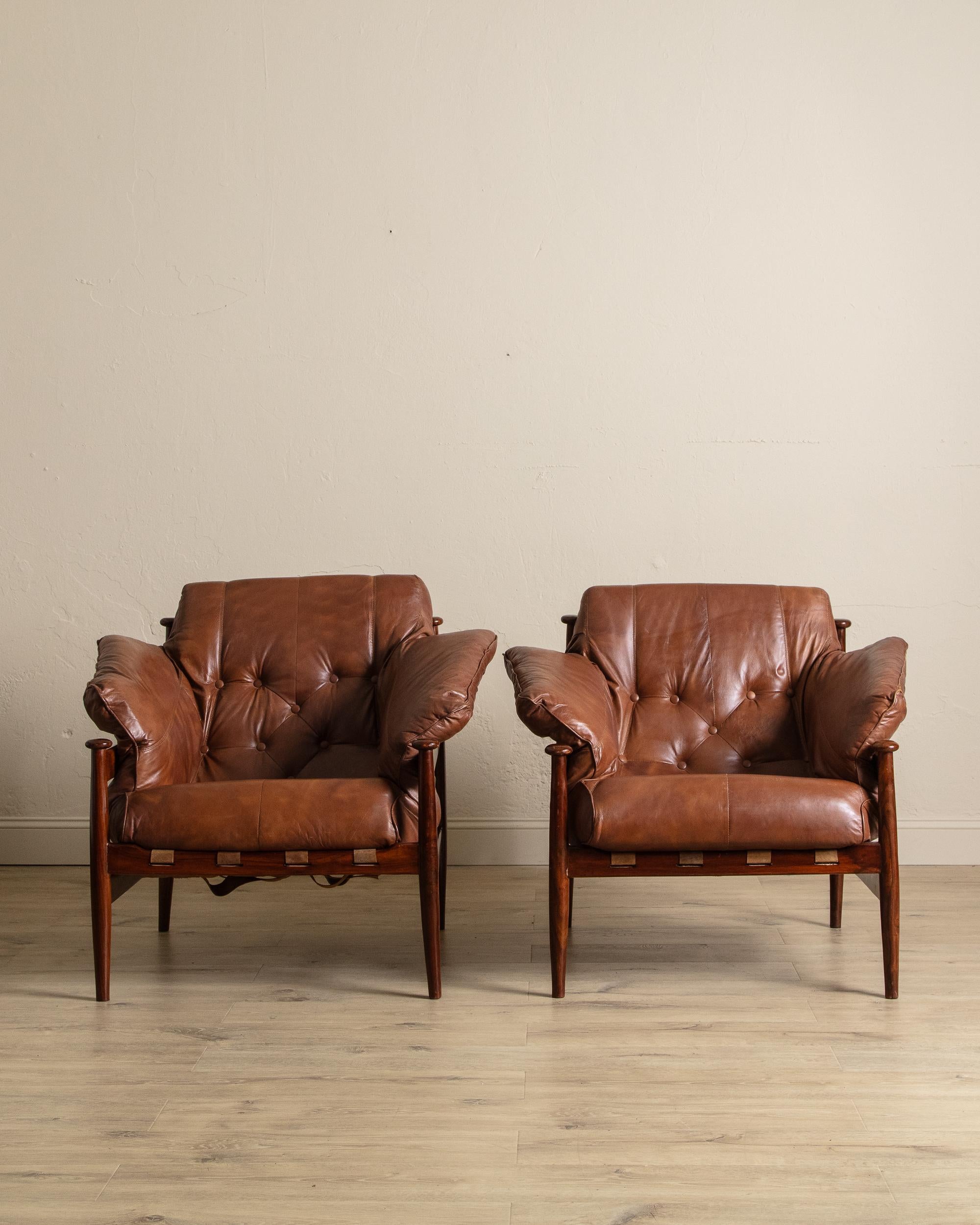 Brésilien Chaises longues en acajou et cuir, Brésil, années 1960 en vente