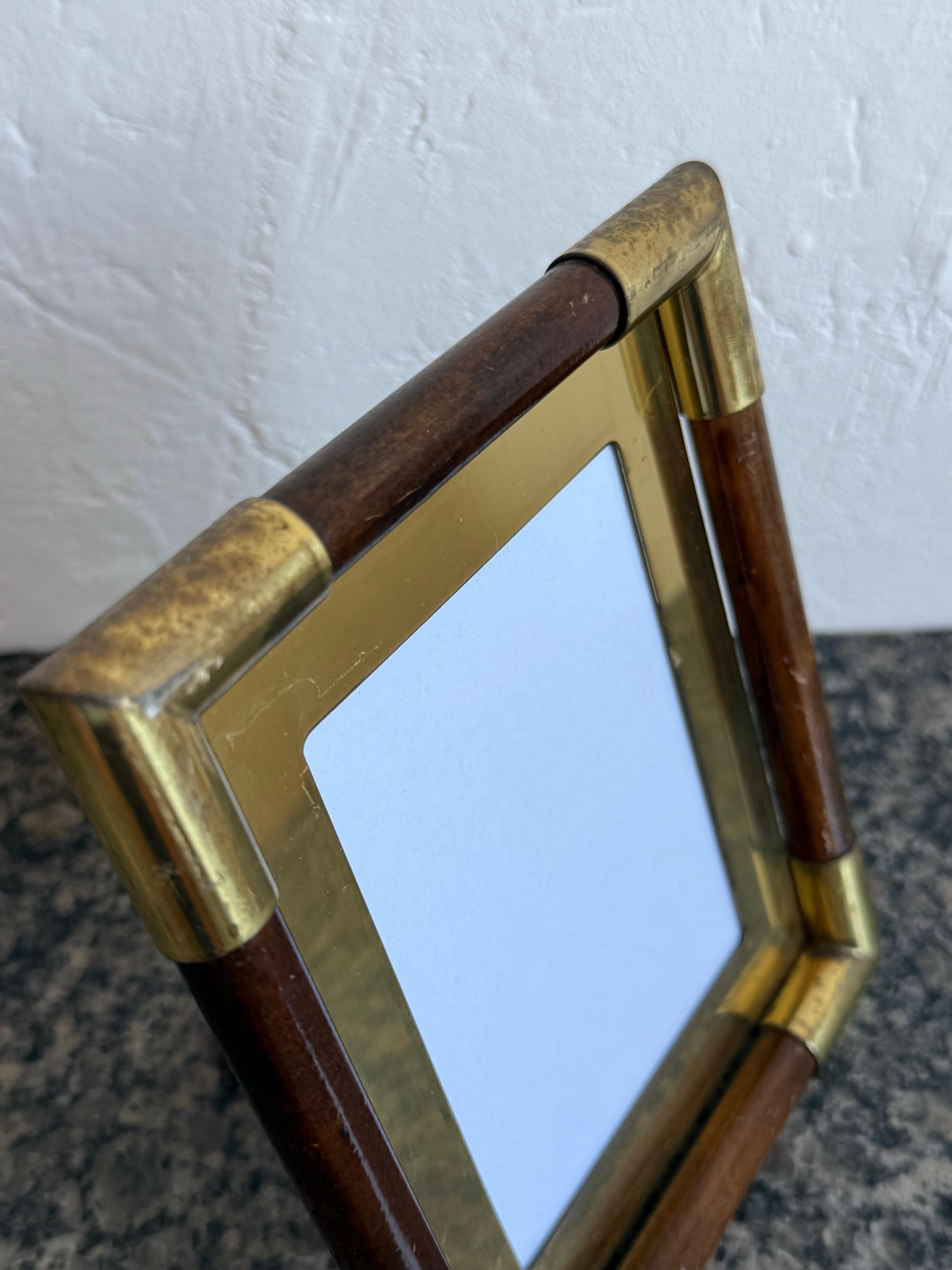 Brazilian Mid-Century Brass and Wood Picture Frame, 1970s - 1 of 2 en vente 3
