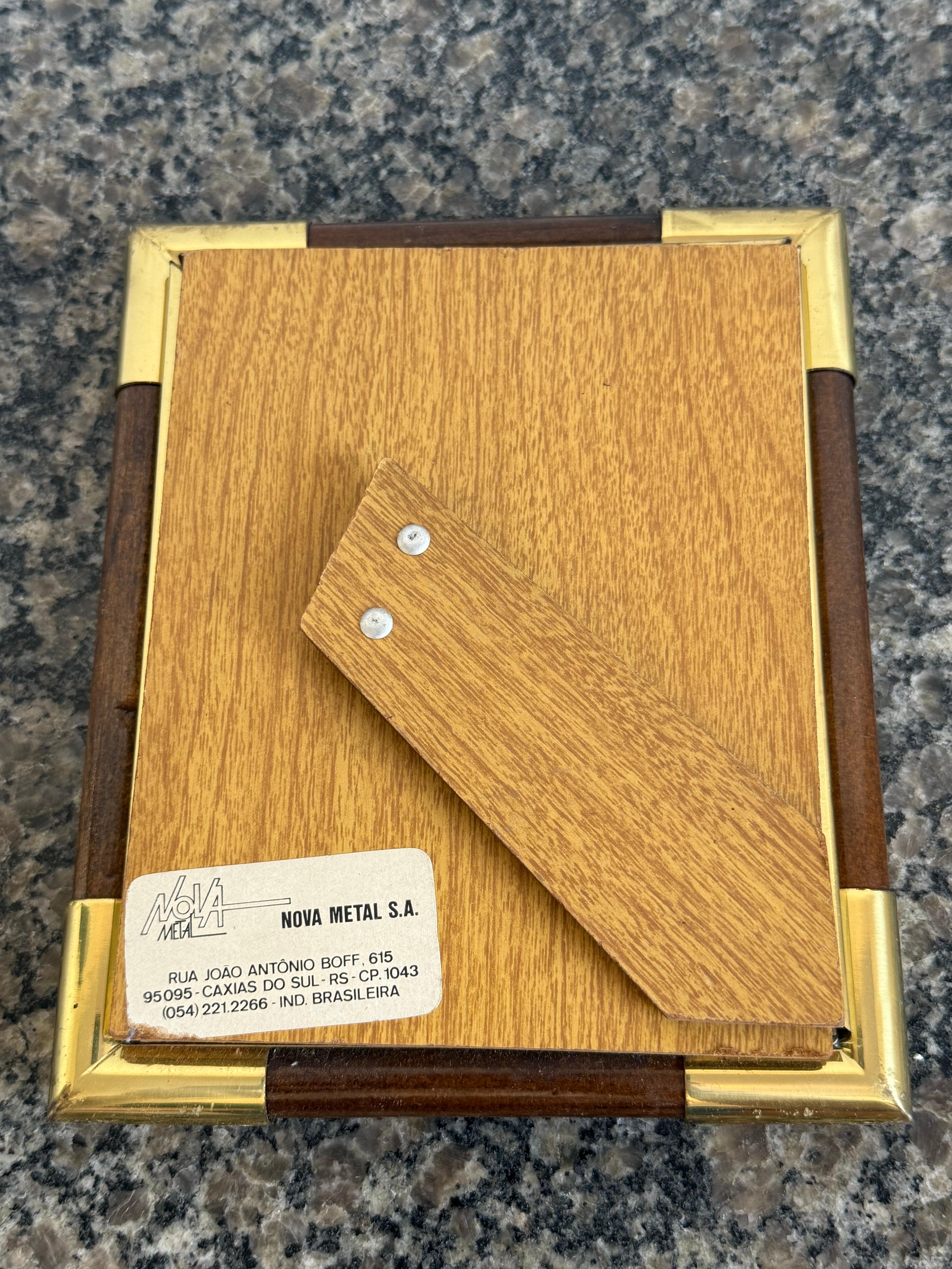 Brazilian Mid-Century Brass and Wood Picture Frame, 1970s - 1 of 2 en vente 6