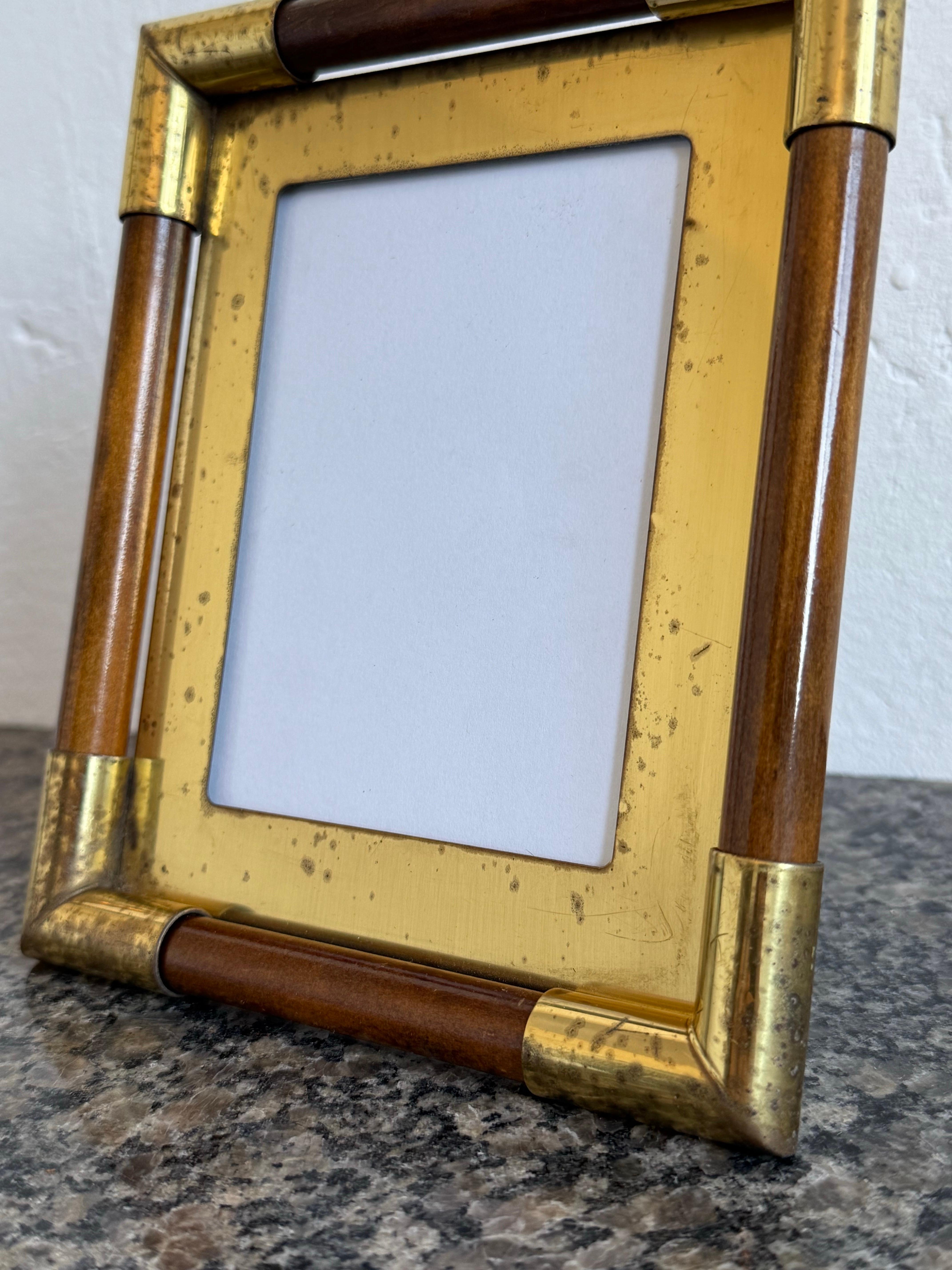 Brazilian Mid-Century Brass and Wood Picture Frame, 1970s - 2 of 2 en vente 3