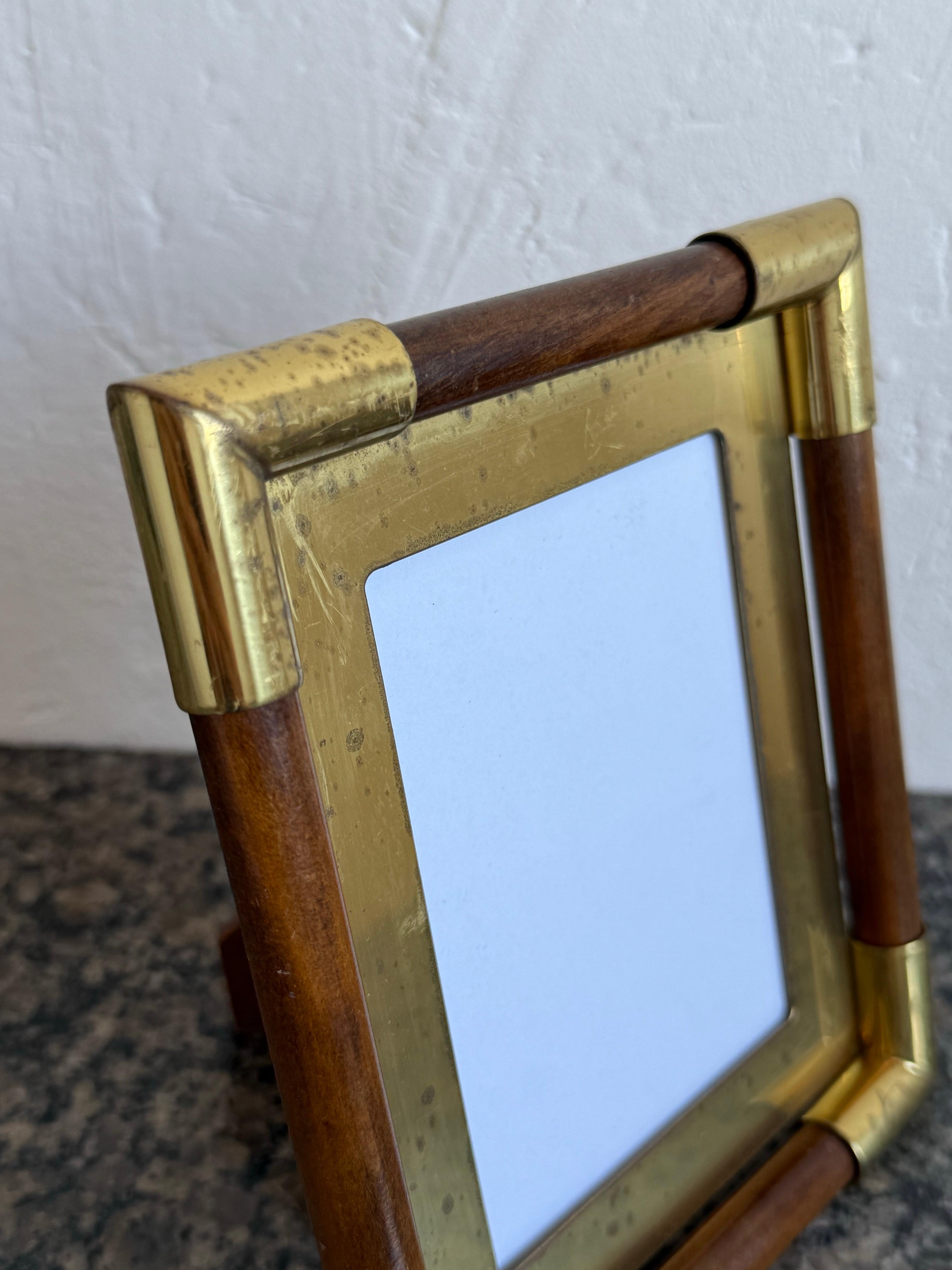 Brazilian Mid-Century Brass and Wood Picture Frame, 1970s - 2 of 2 en vente 5