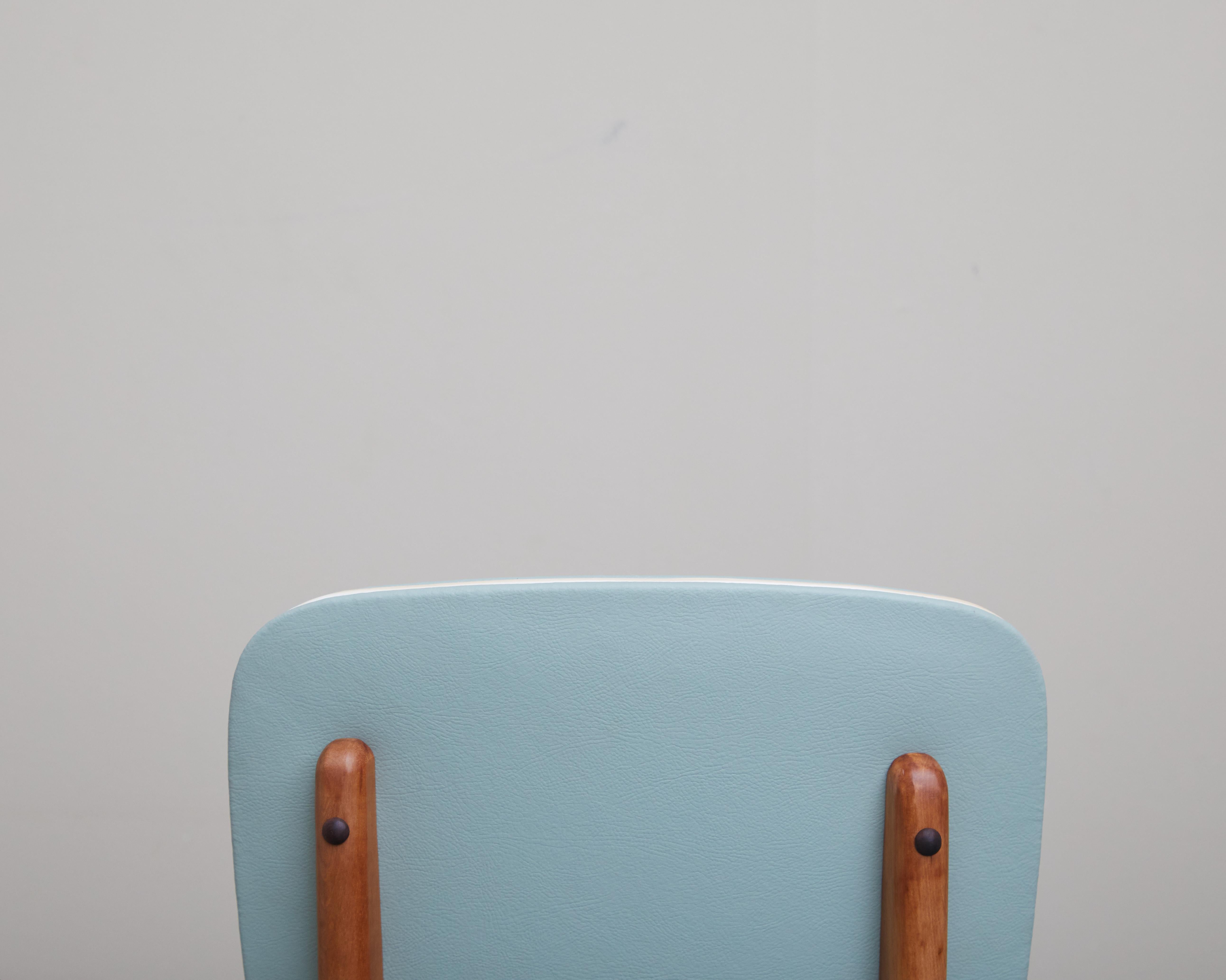 Brazilian Mid-century Chairs by Industria Cama Patente In Good Condition In Rio De Janeiro, RJ