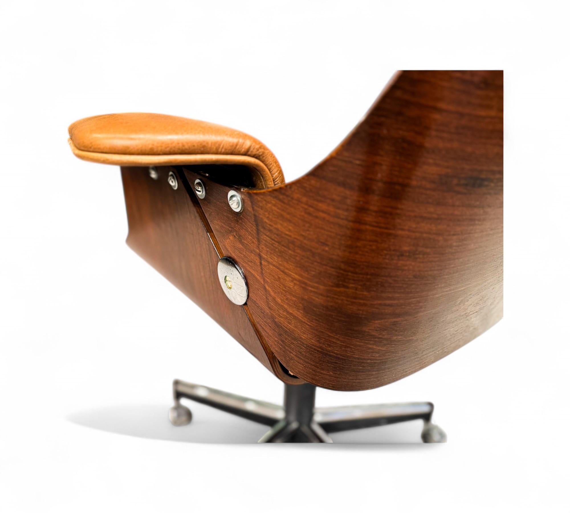 Brazilian Mid-Century “Dinamarquesa” Armchair by Carlo Fongaro, c. 1970s For Sale 5