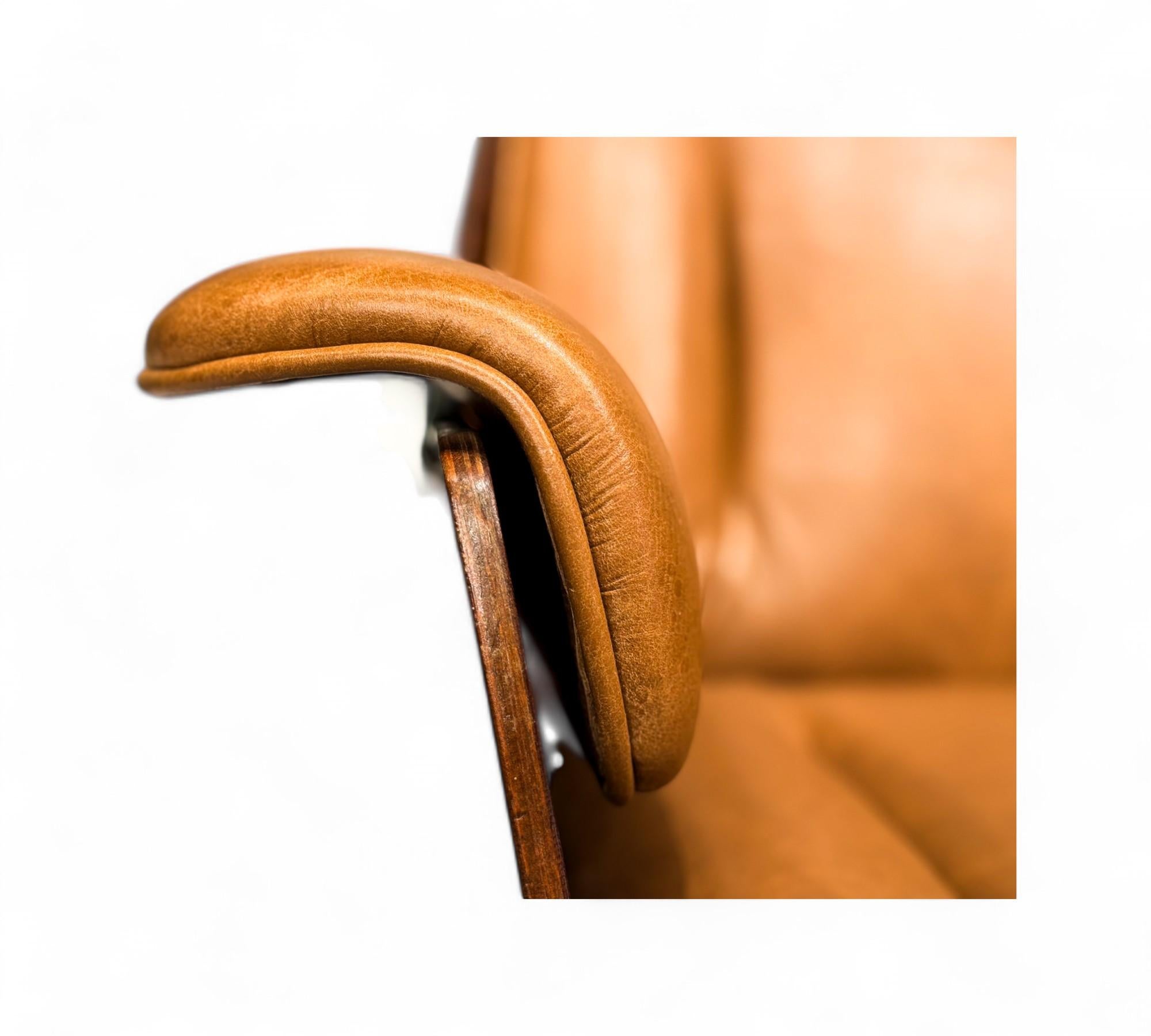 Brazilian Mid-Century “Dinamarquesa” Armchair by Carlo Fongaro, c. 1970s For Sale 13