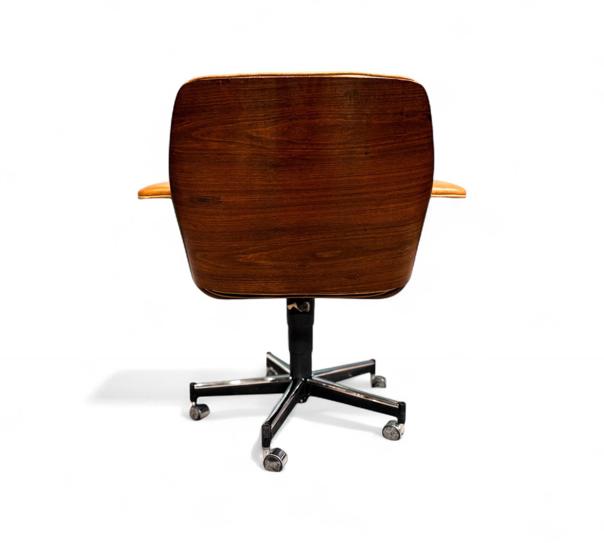 Brazilian Mid-Century “Dinamarquesa” Armchair by Carlo Fongaro, c. 1970s In Good Condition For Sale In New York, NY
