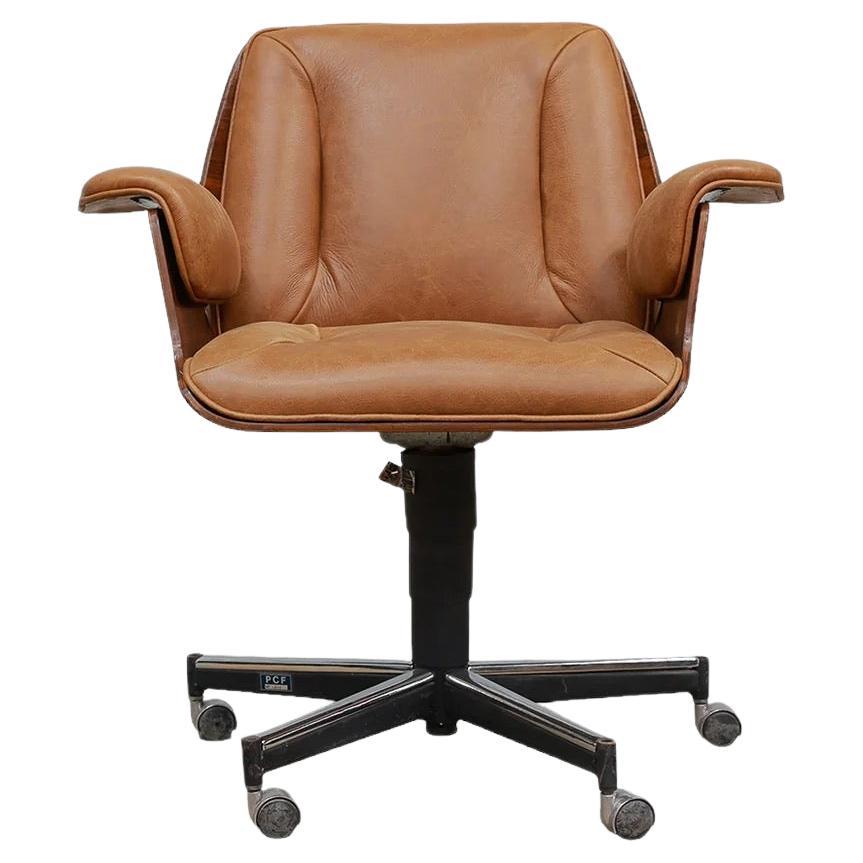 Sillón brasileño de mediados de siglo "Dinamarquesa" de Carlo Fongaro, c. 1970