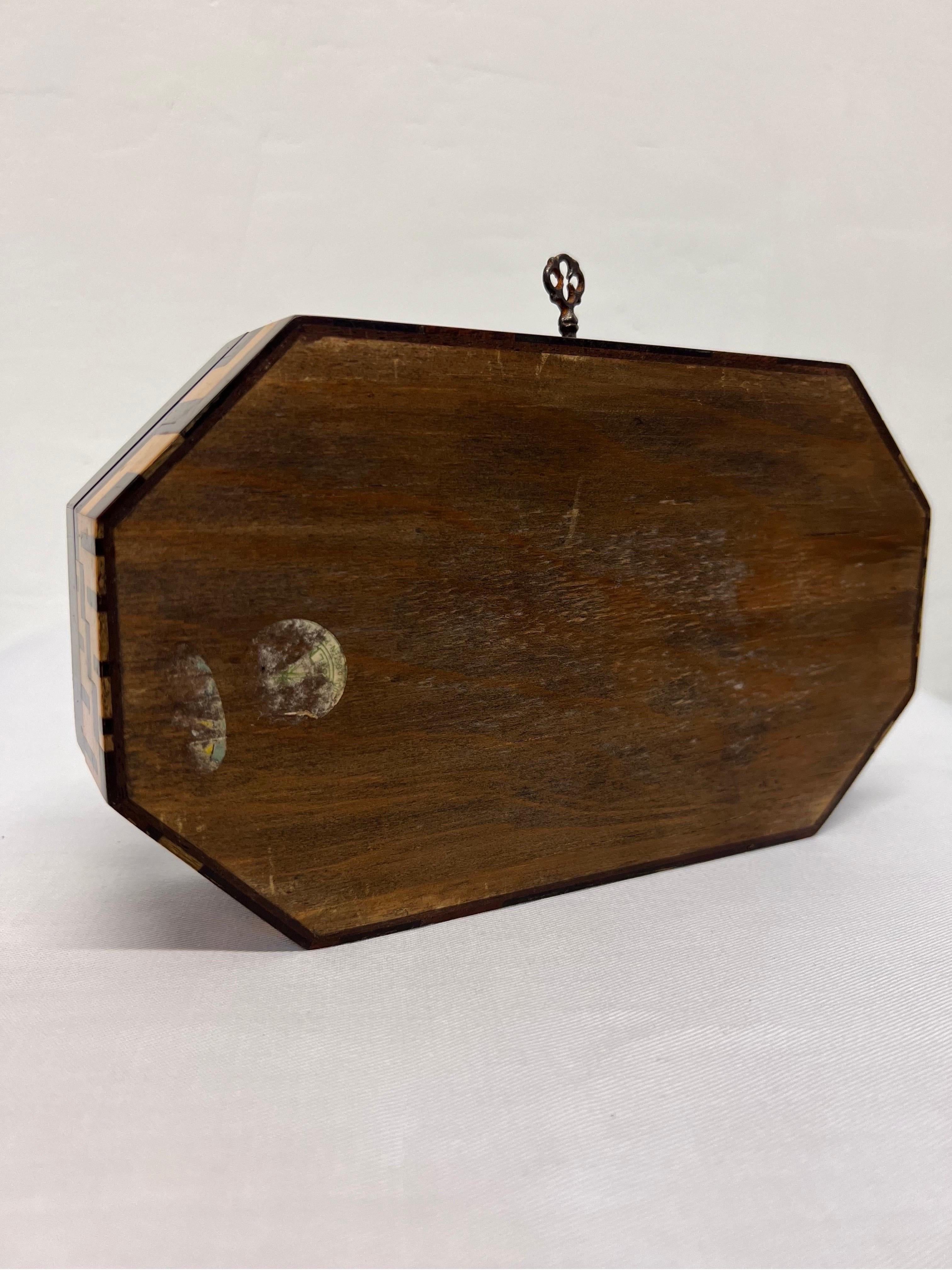 Brazilian Mid-Century Jacaranda Jewelry Box with Geometric Marquetry and Key For Sale 8