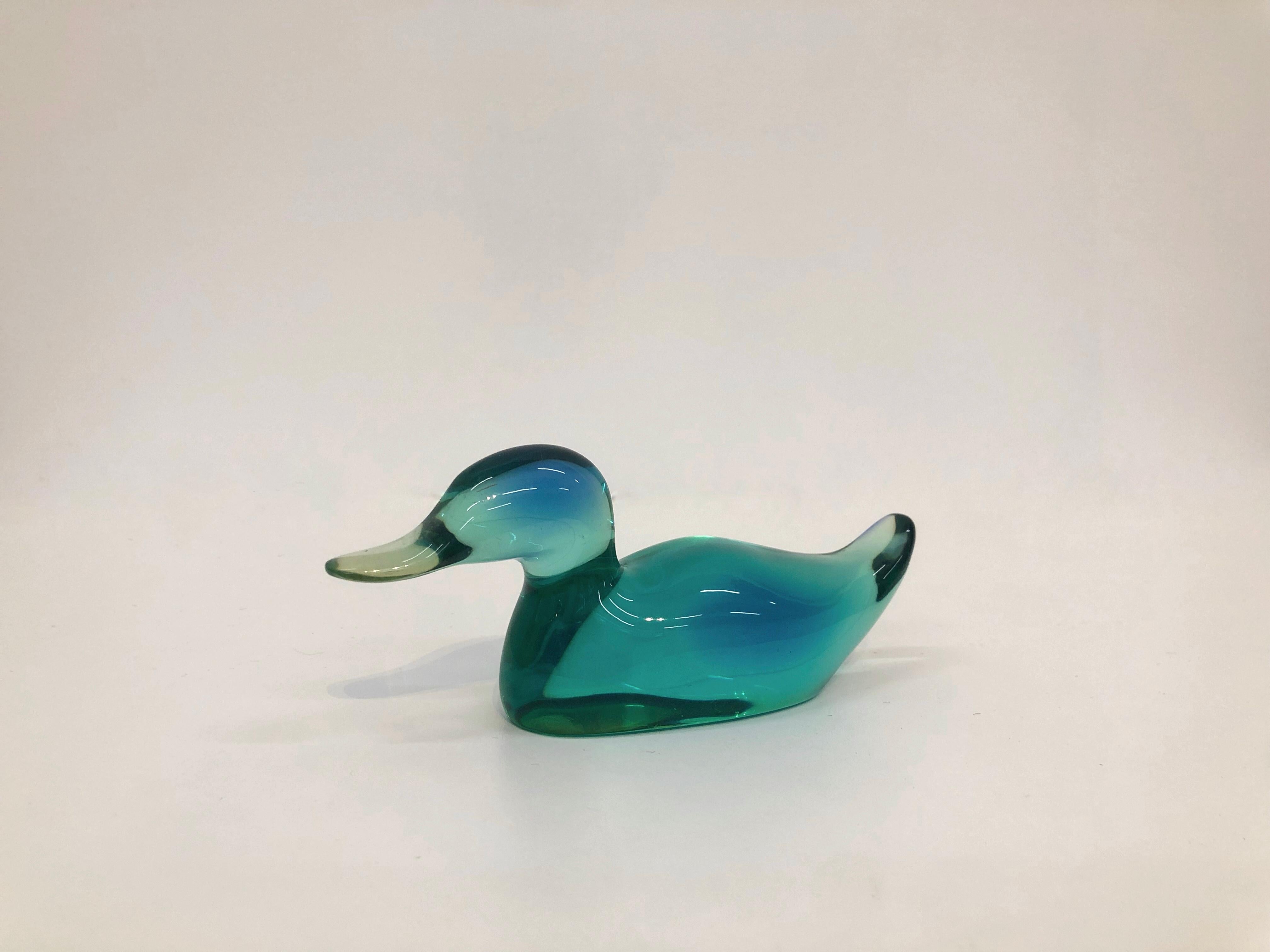 Brazilian midcentury blue lucite sculpture in the shape of a duck designed by Abraham Palatnik and manufactured by Silon in Rio de Janeiro, that produced large-scale design objects from the 1970s to the 2000s. This piece still keeps the original