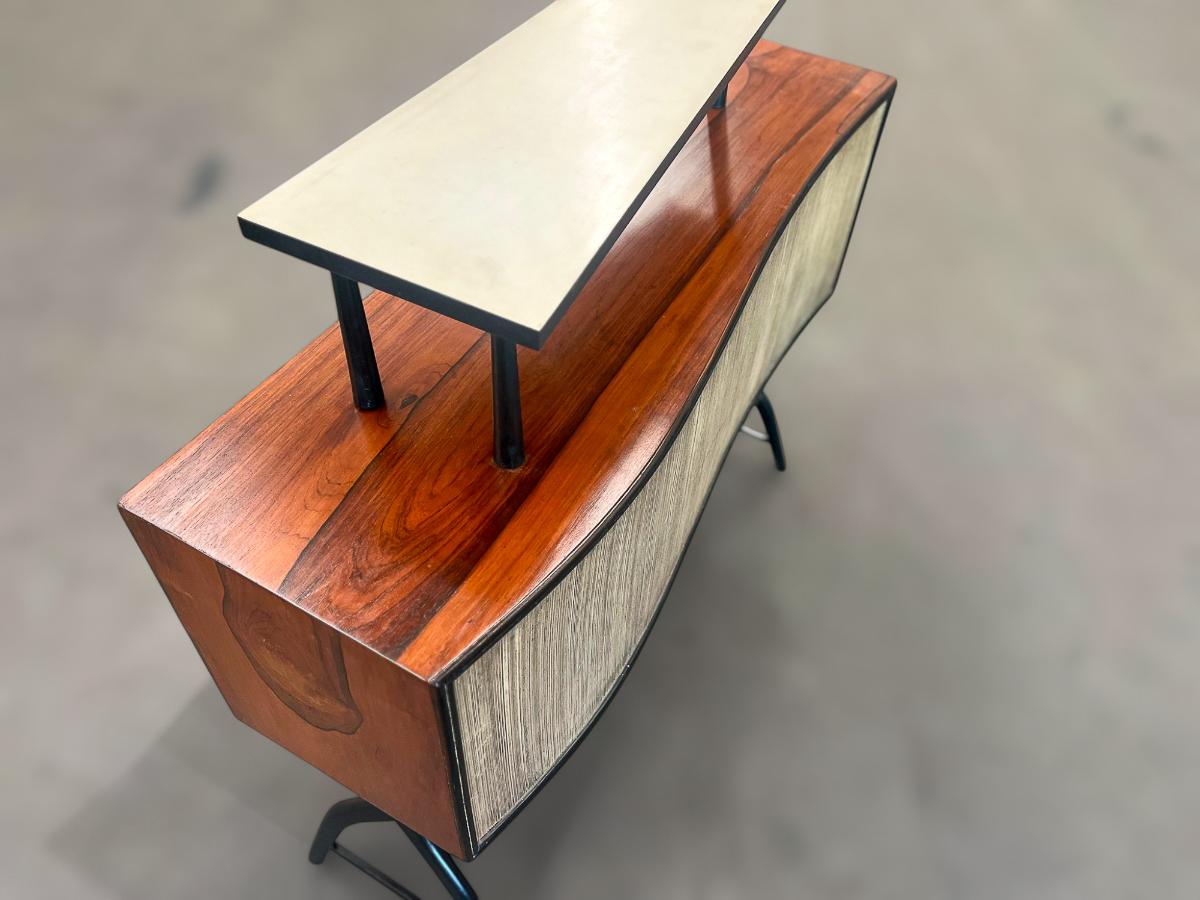 Mid-Century Modern Brazilian Mid-century Modern Bar with Curved Shape in Two Woods, c. 1950s For Sale