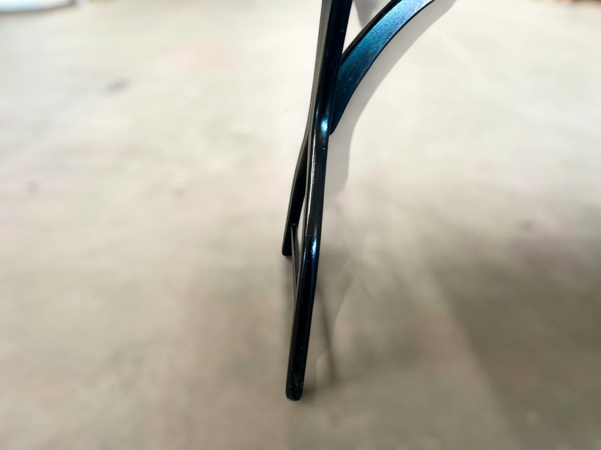 Brazilian Mid-century Modern Bar with Curved Shape in Two Woods, c. 1950s For Sale 1
