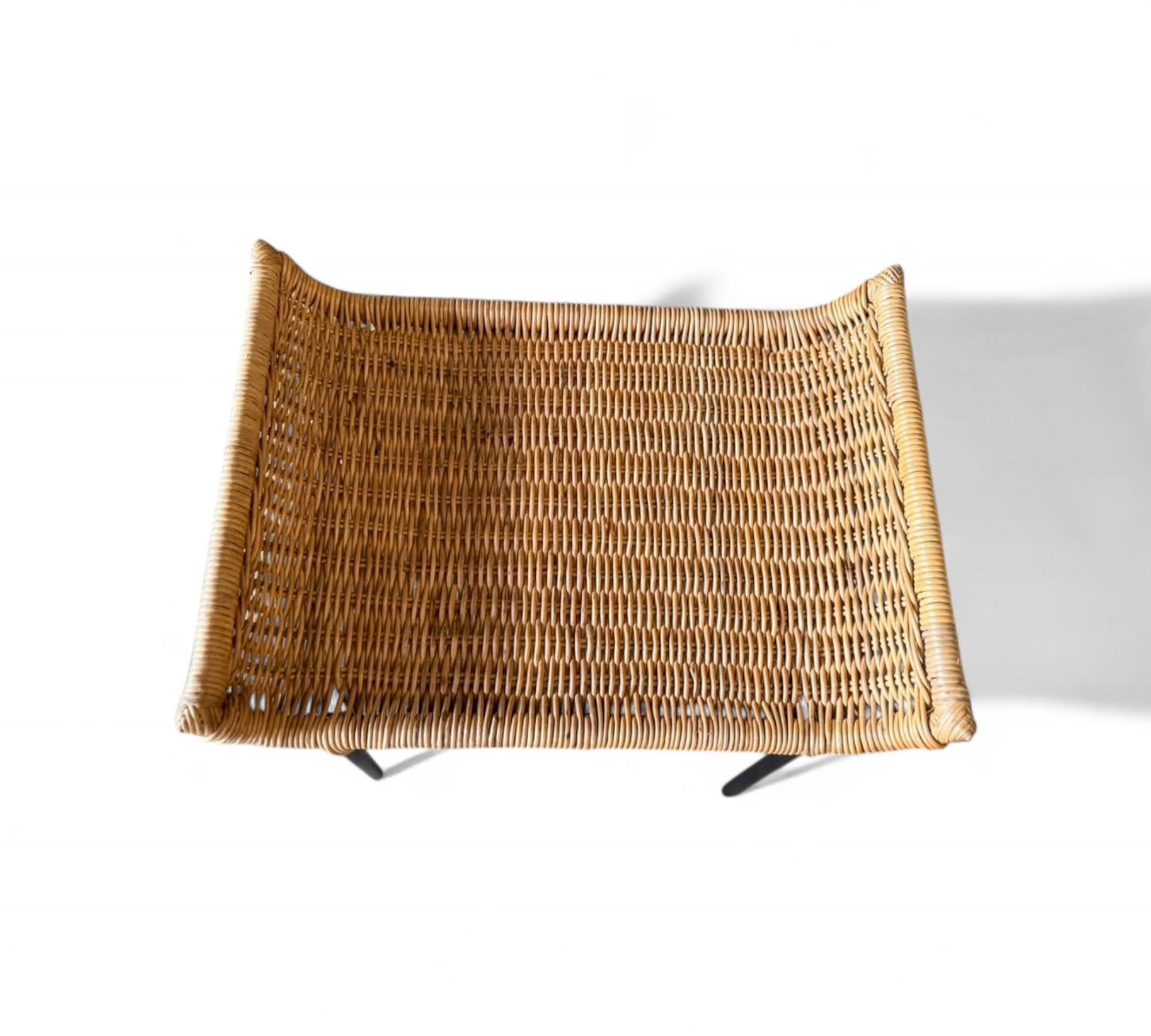 Brazilian Mid-Century Modern Caned Stools with Iron Frame, Carlo Hauner, 1950s im Angebot 6