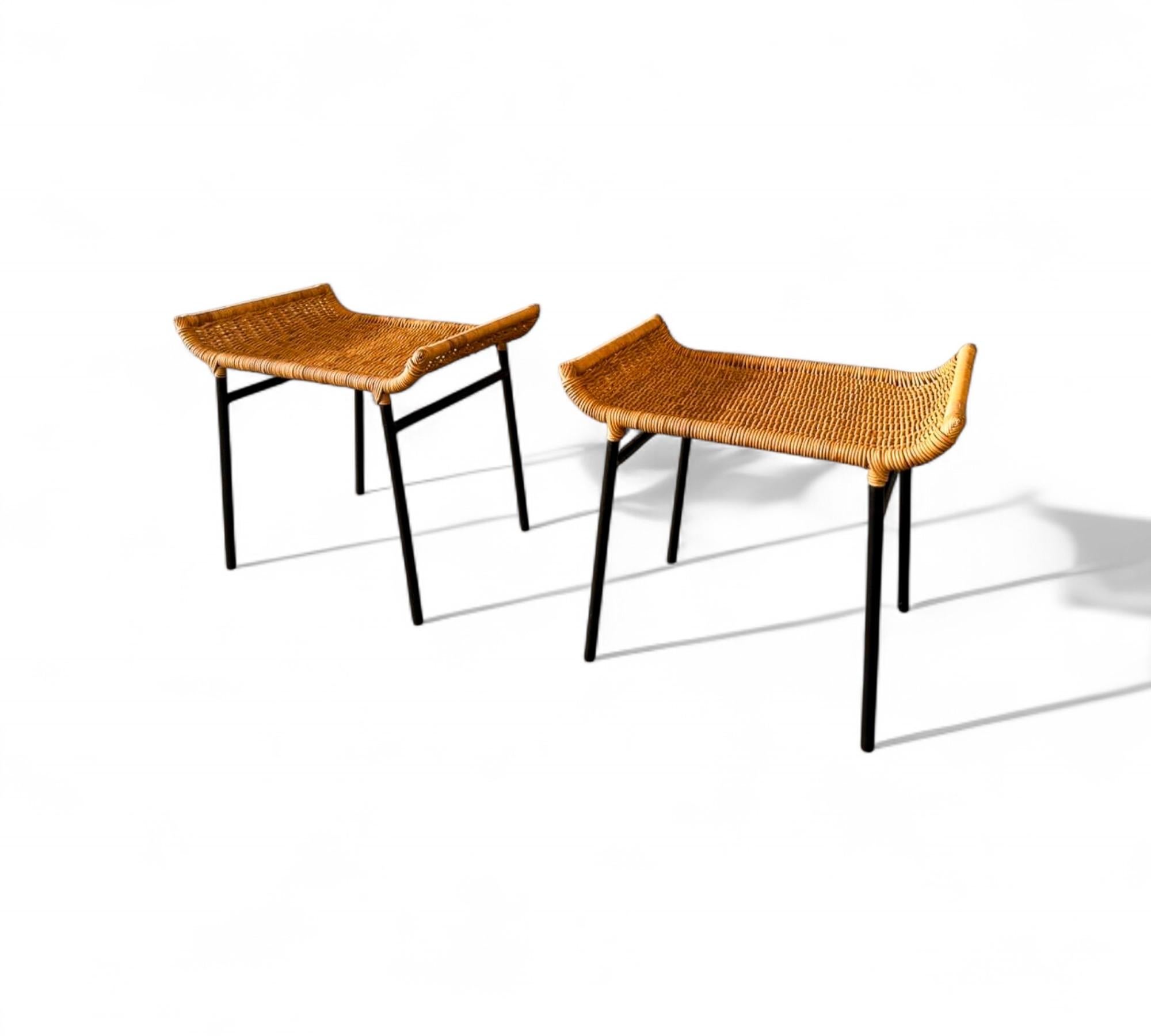 Brazilian Mid-Century Modern Caned Stools with Iron Frame, Carlo Hauner, 1950s im Zustand „Gut“ im Angebot in New York, NY