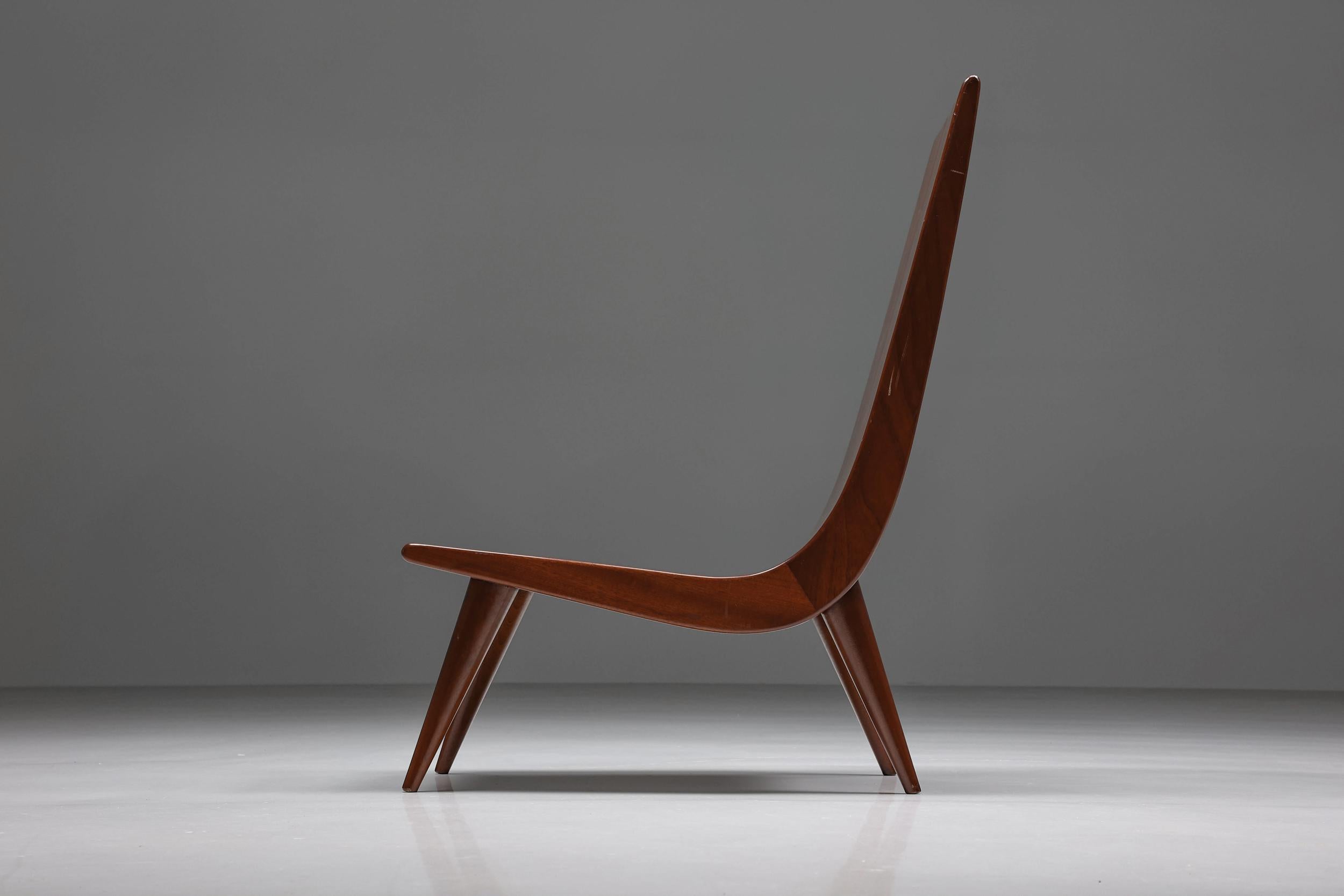 20th Century Brazilian Mid-Century Modern Lounge Chair in Walnut, Caldas, Niemayer Insp, 1970