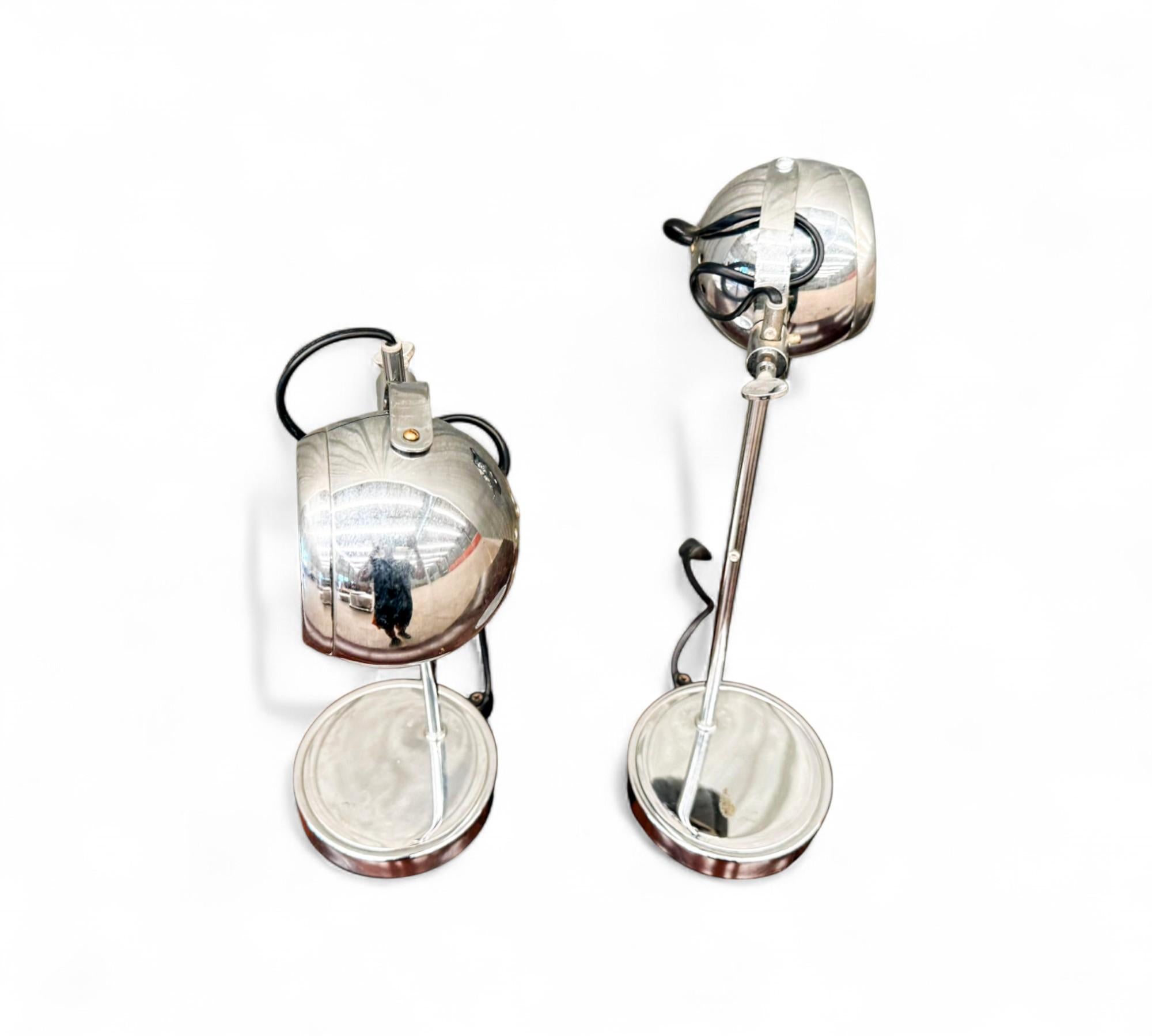 Lámparas de mesa modernas brasileñas de mediados de siglo chapadas en cromo, Desconocido, Años 60 en venta 3