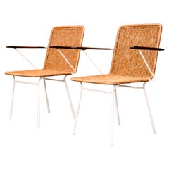 Paar brasilianische Sessel aus der Mitte des Jahrhunderts aus Schilfrohr und Eisen von Carlo Hauner, ca. 1950er Jahre