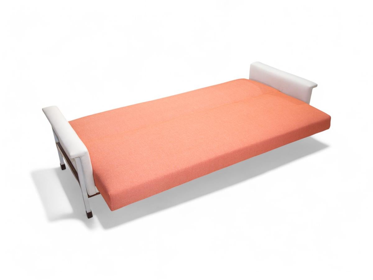 Sofá cama brasileño de mediados de siglo de Catalina S.A., c. 1960 Metalistería en venta