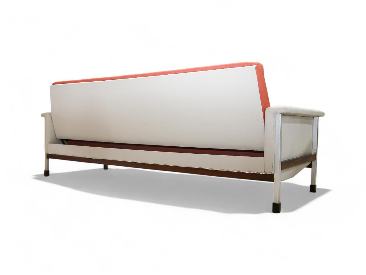 Sofá cama brasileño de mediados de siglo de Catalina S.A., c. 1960 Metal en venta