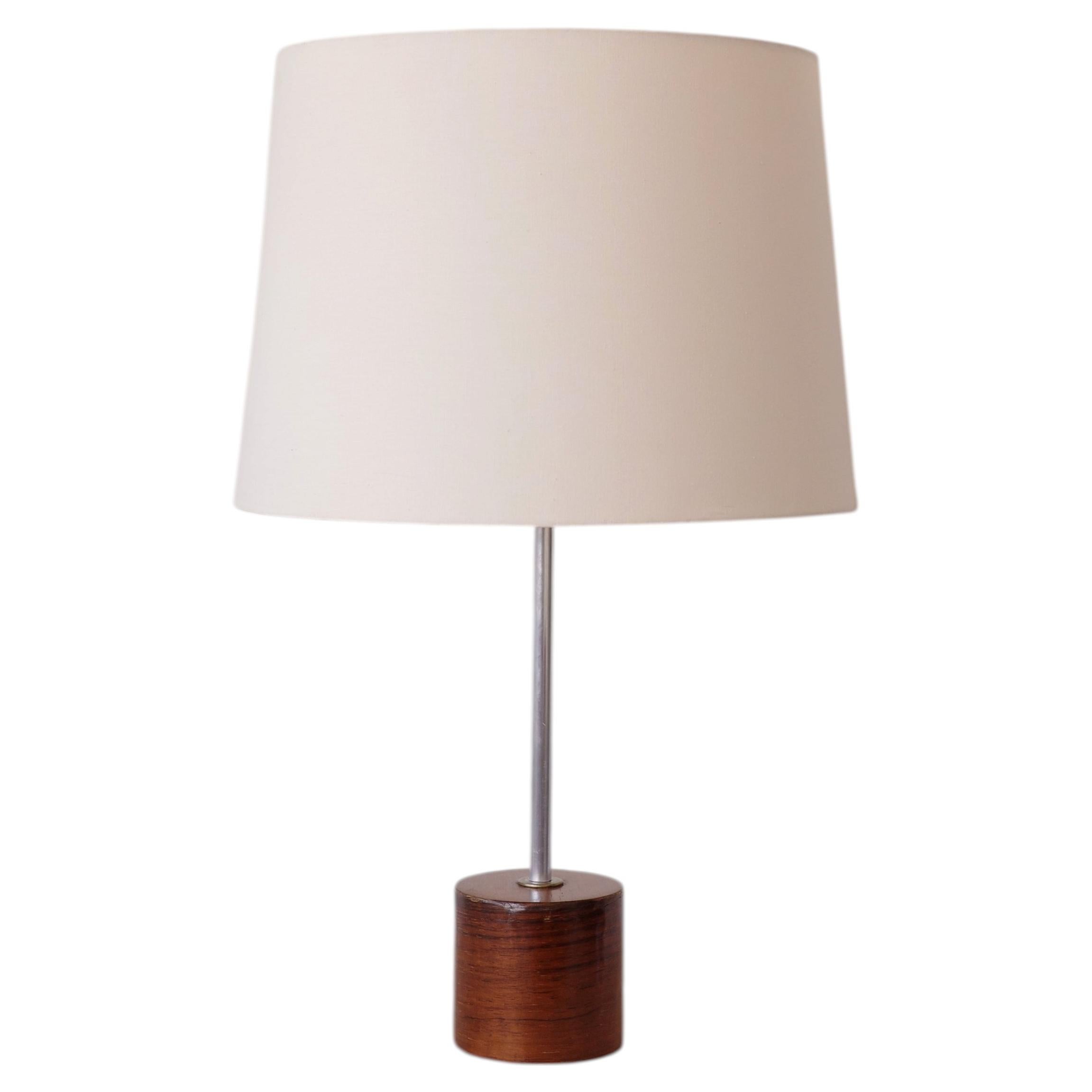 Brazilian Mid-Century Rosewood and aluminium Table Lamp For Sale