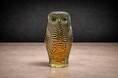 Sculpture brésilienne du milieu du siècle représentant un hibou en résine, Abraham Palatinik, 1960