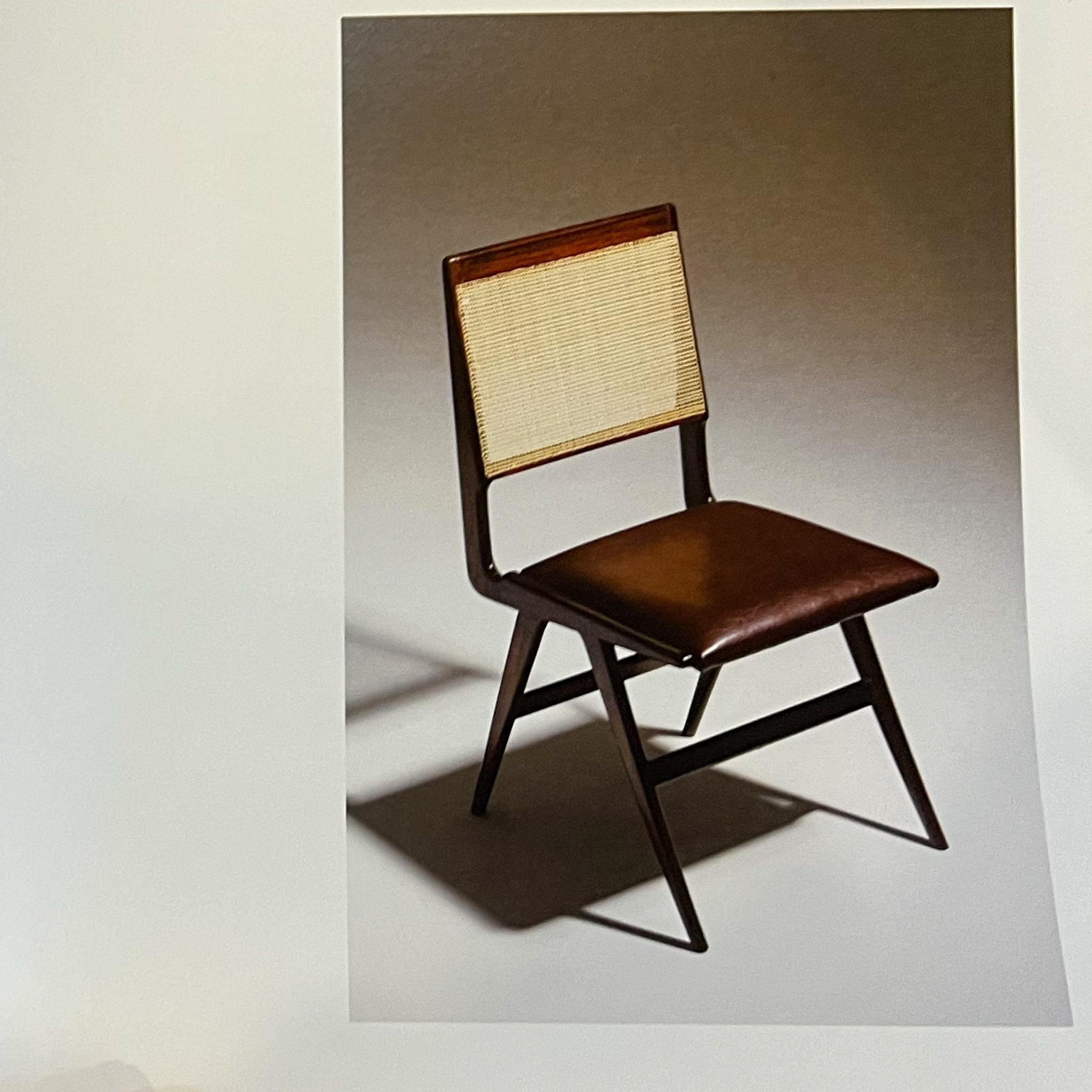 Brazilian Mid-Century Set of Two Chairs in Hardwood and Leather by Forma, 1950s For Sale 5