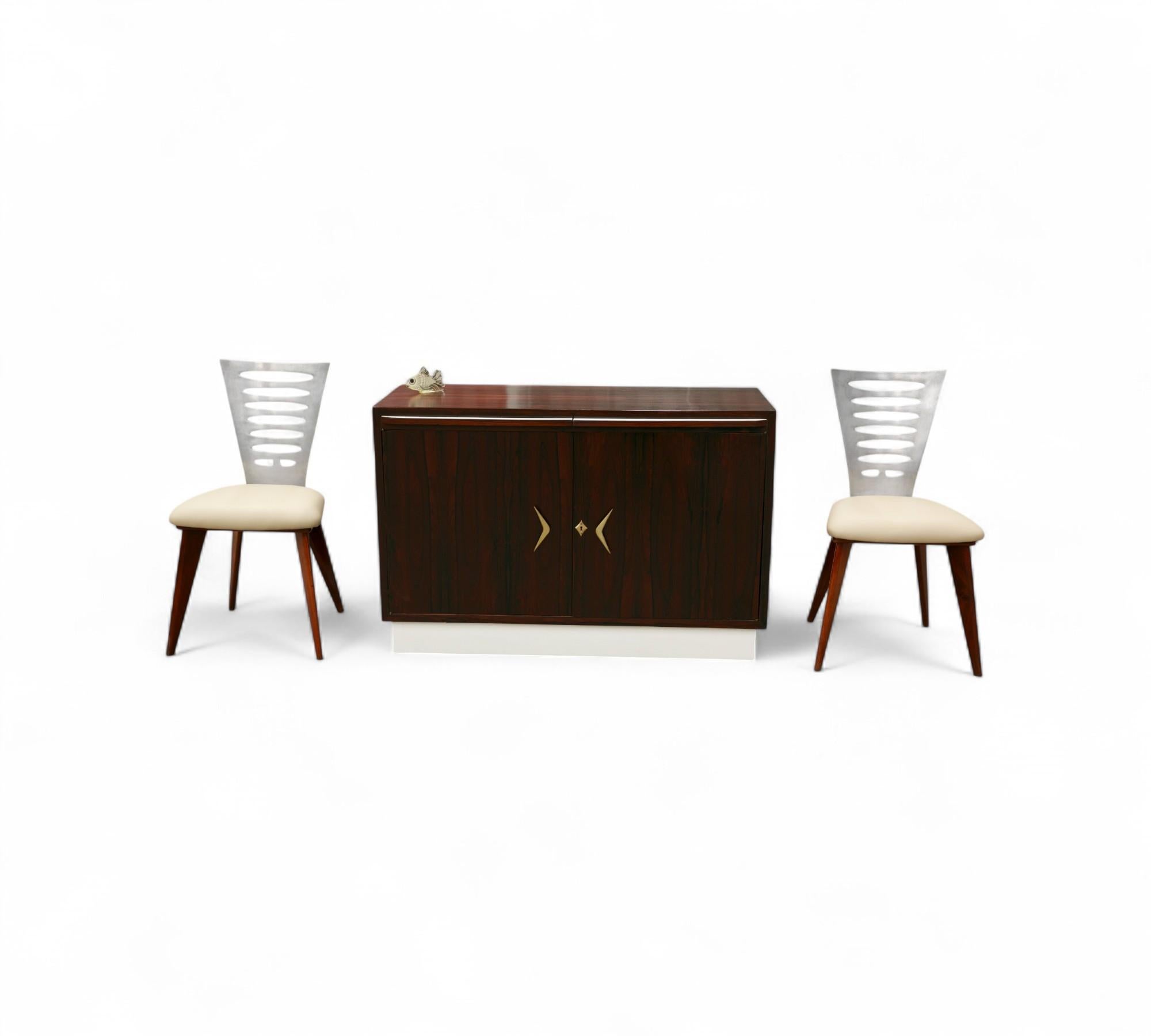 Credenza brasiliana di metà secolo in legno duro di Ando & Cia, anni '60 in vendita 1