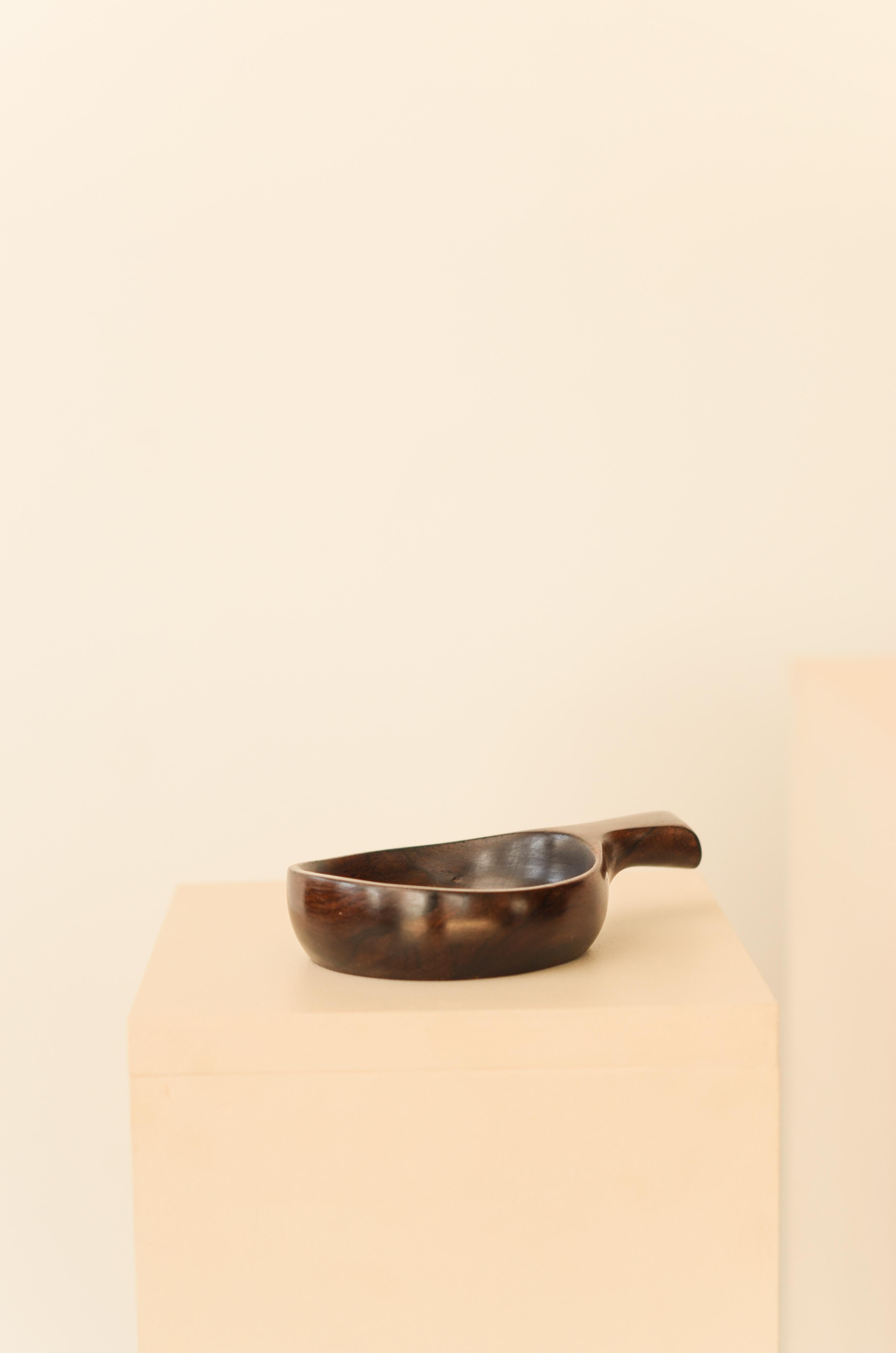 Brazilian Mid-Century Small Bowl #102 in Noble Wood by WoodArt In Good Condition For Sale In Rio De Janeiro, RJ