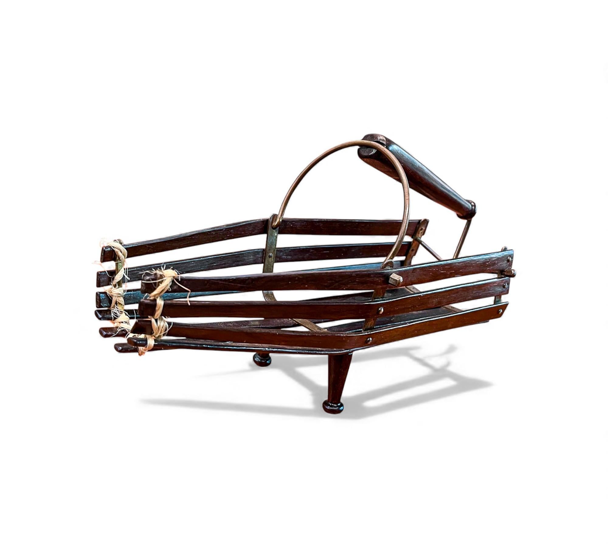 Brasilianischer Weinhalter aus der Mitte des Jahrhunderts aus Hartholz und Metall, Unbekannt, 1960er Jahre im Angebot 4