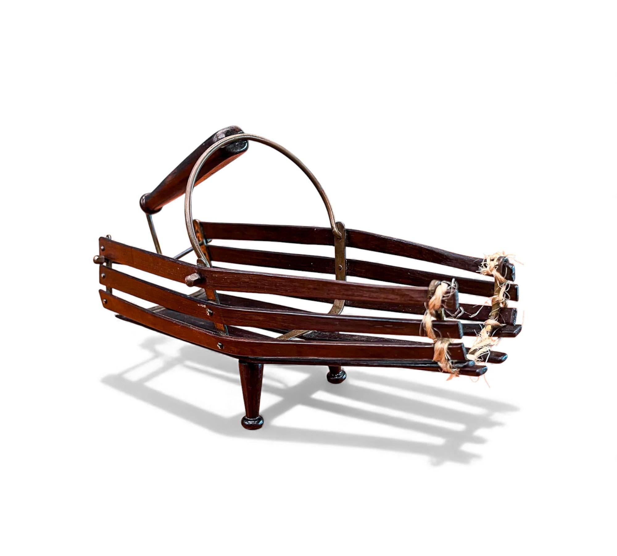 Brasilianischer Weinhalter aus der Mitte des Jahrhunderts aus Hartholz und Metall, Unbekannt, 1960er Jahre im Angebot 6